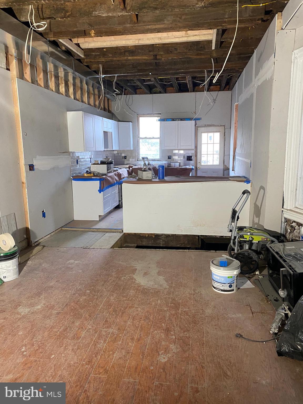 UNIVERSITY CITY - Residential