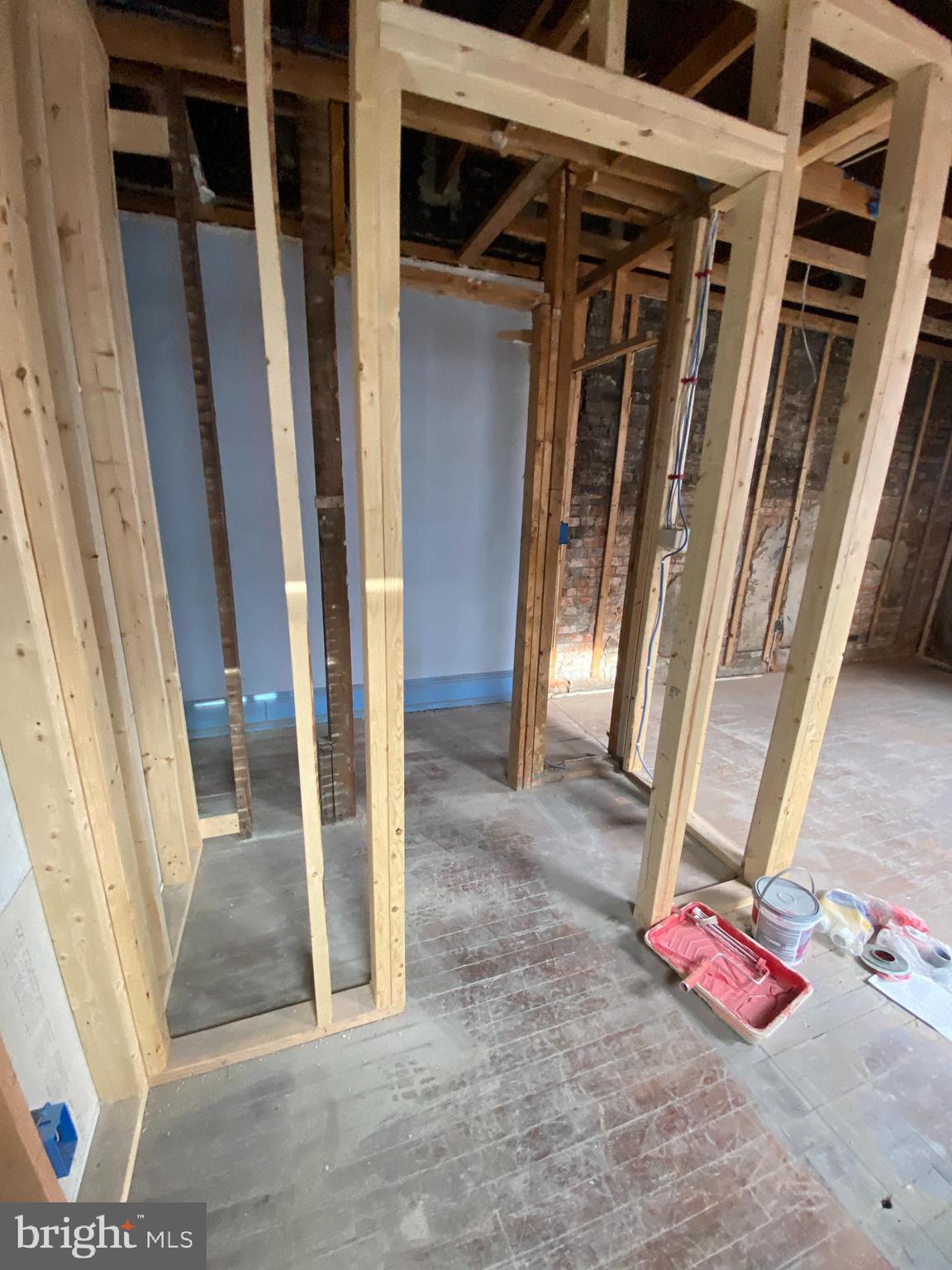 UNIVERSITY CITY - Residential