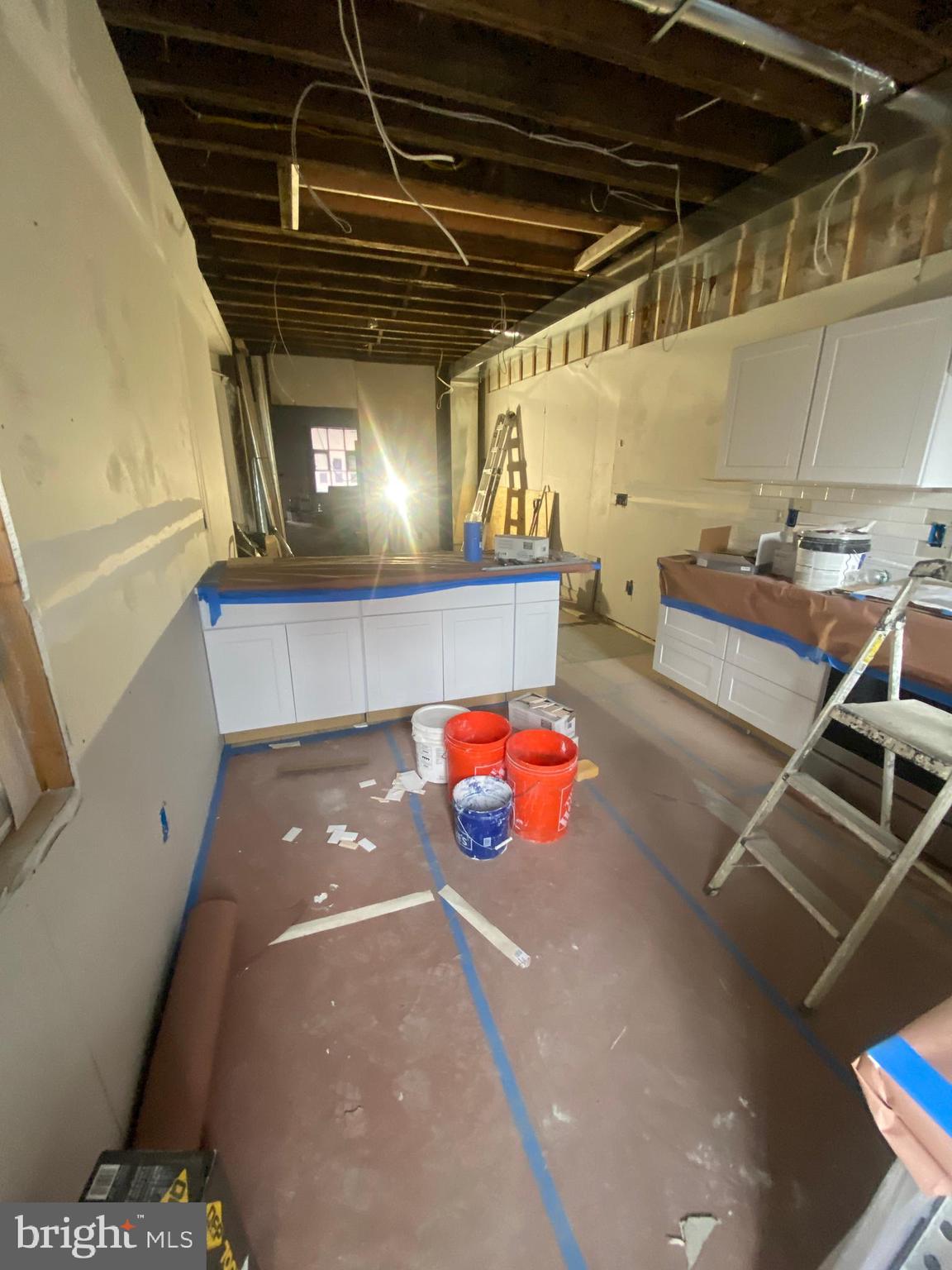 UNIVERSITY CITY - Residential