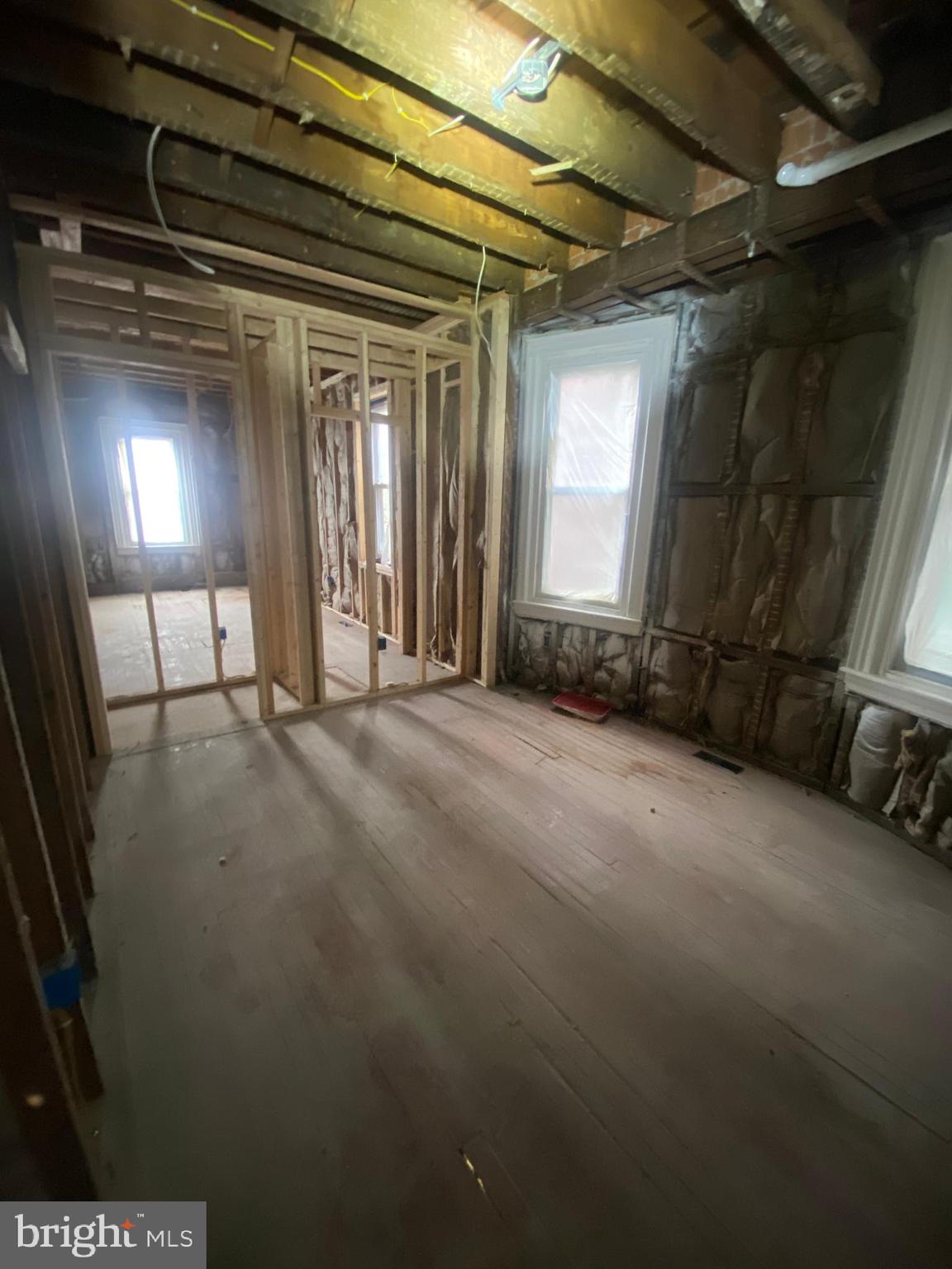 UNIVERSITY CITY - Residential