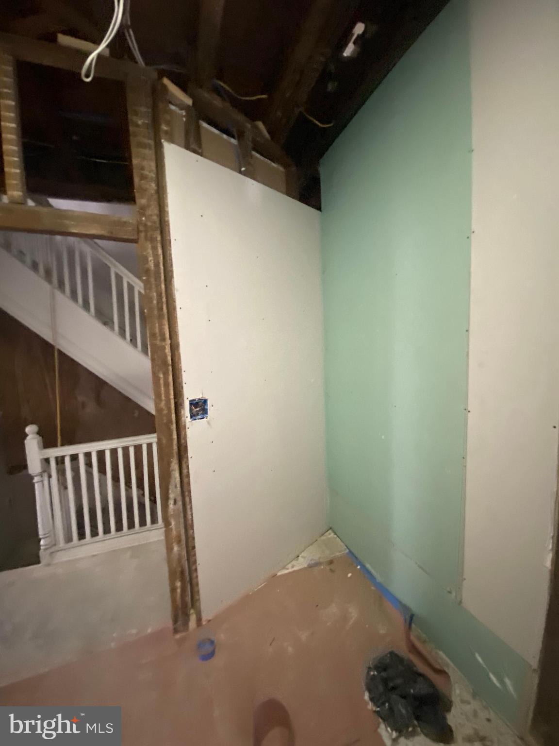 UNIVERSITY CITY - Residential