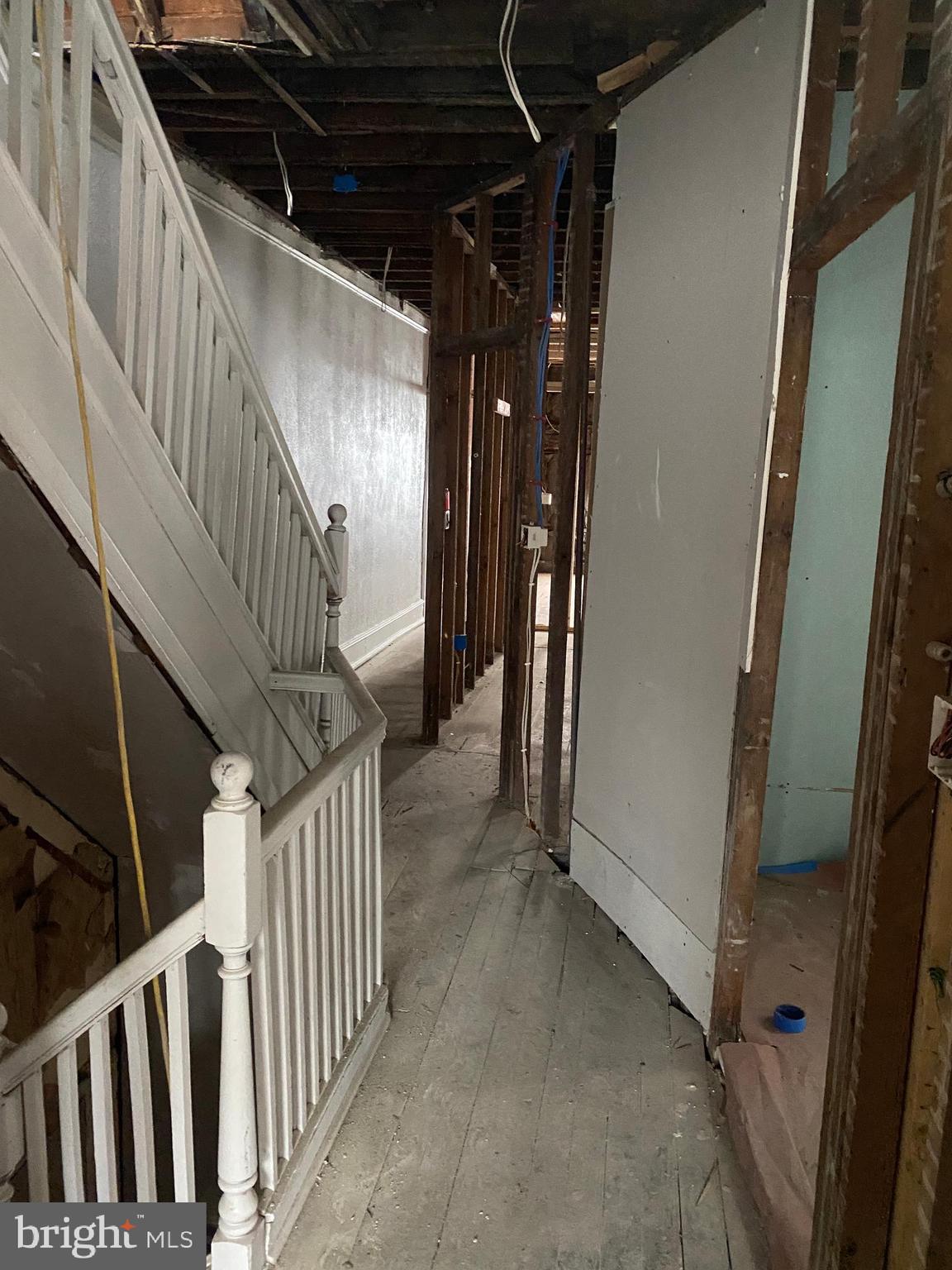 UNIVERSITY CITY - Residential