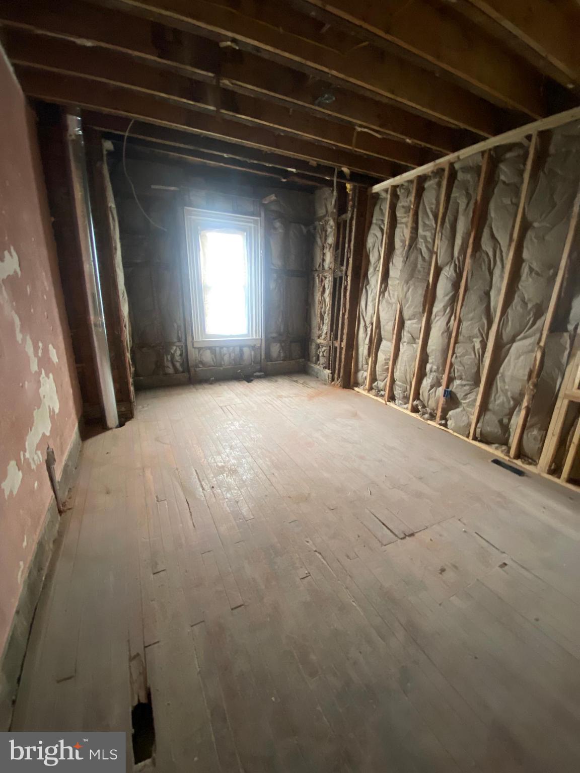 UNIVERSITY CITY - Residential