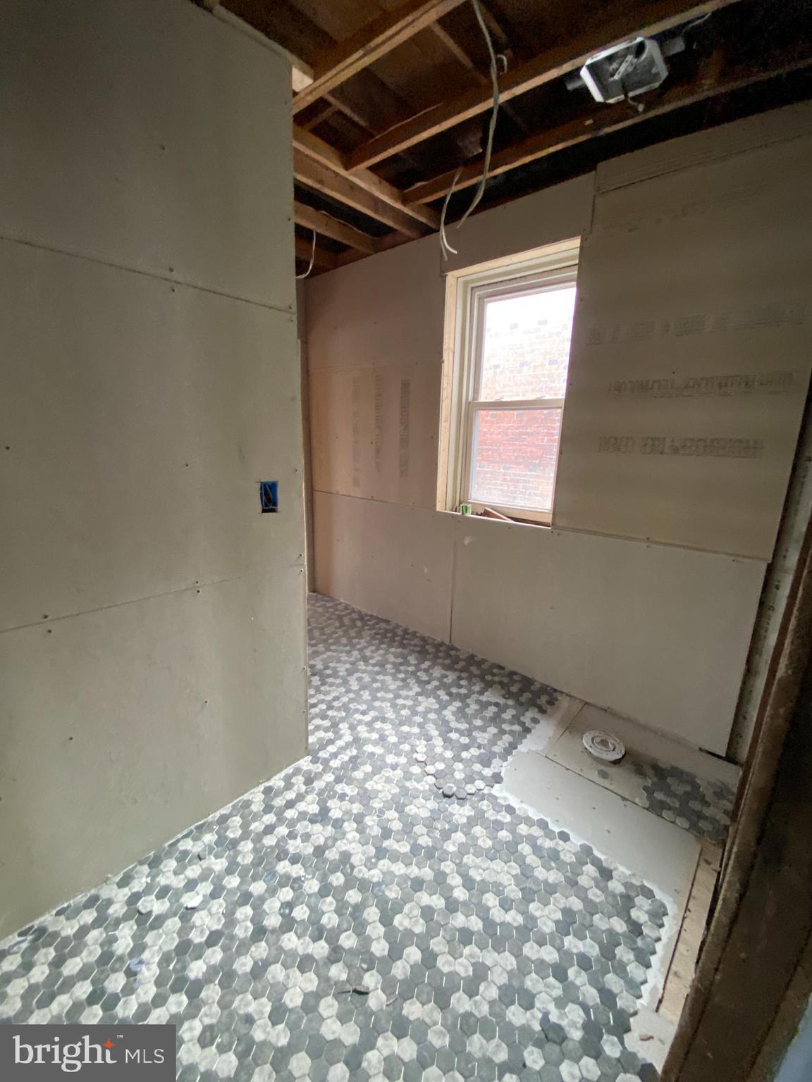 UNIVERSITY CITY - Residential