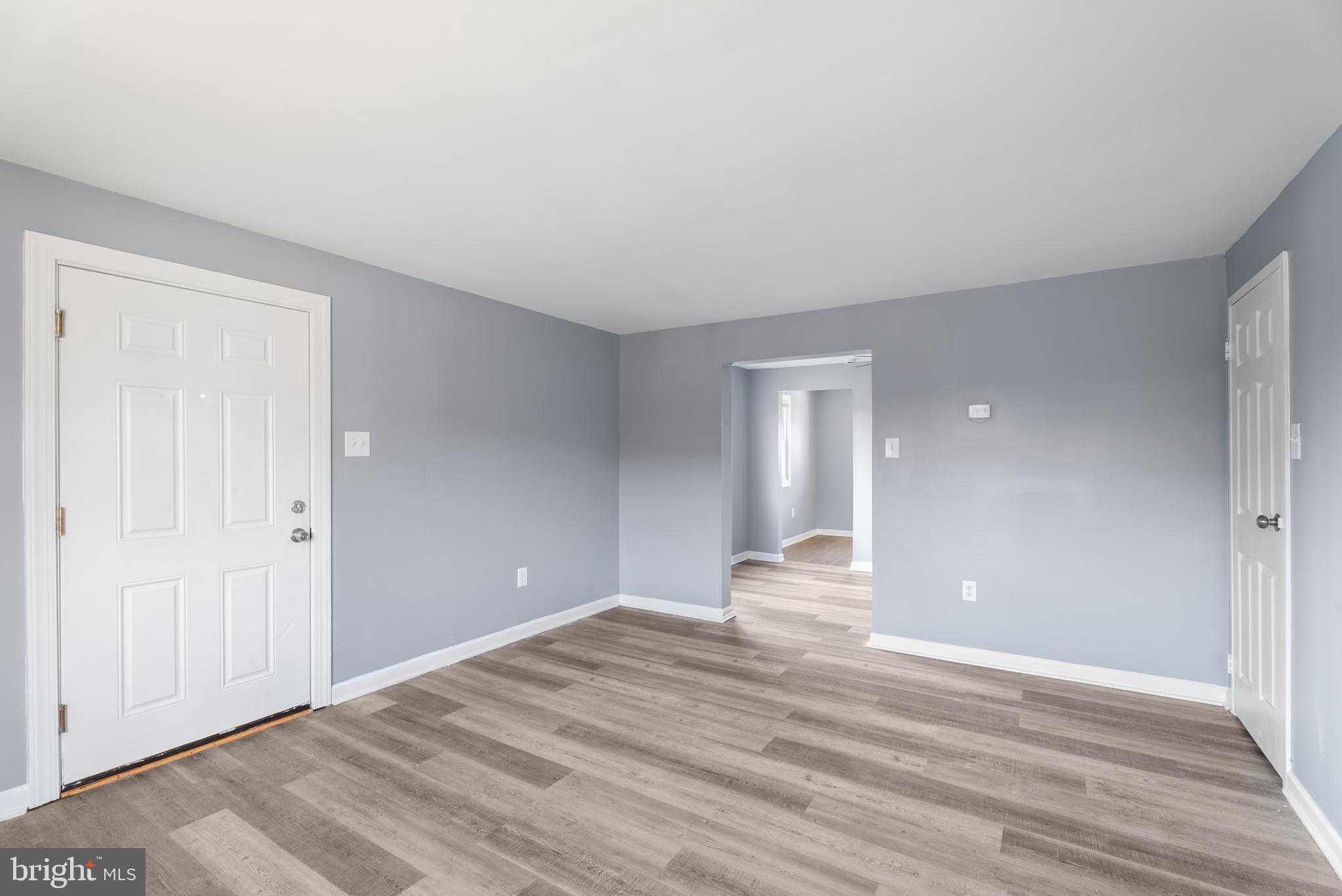 MIDDLE RIVER - Residential