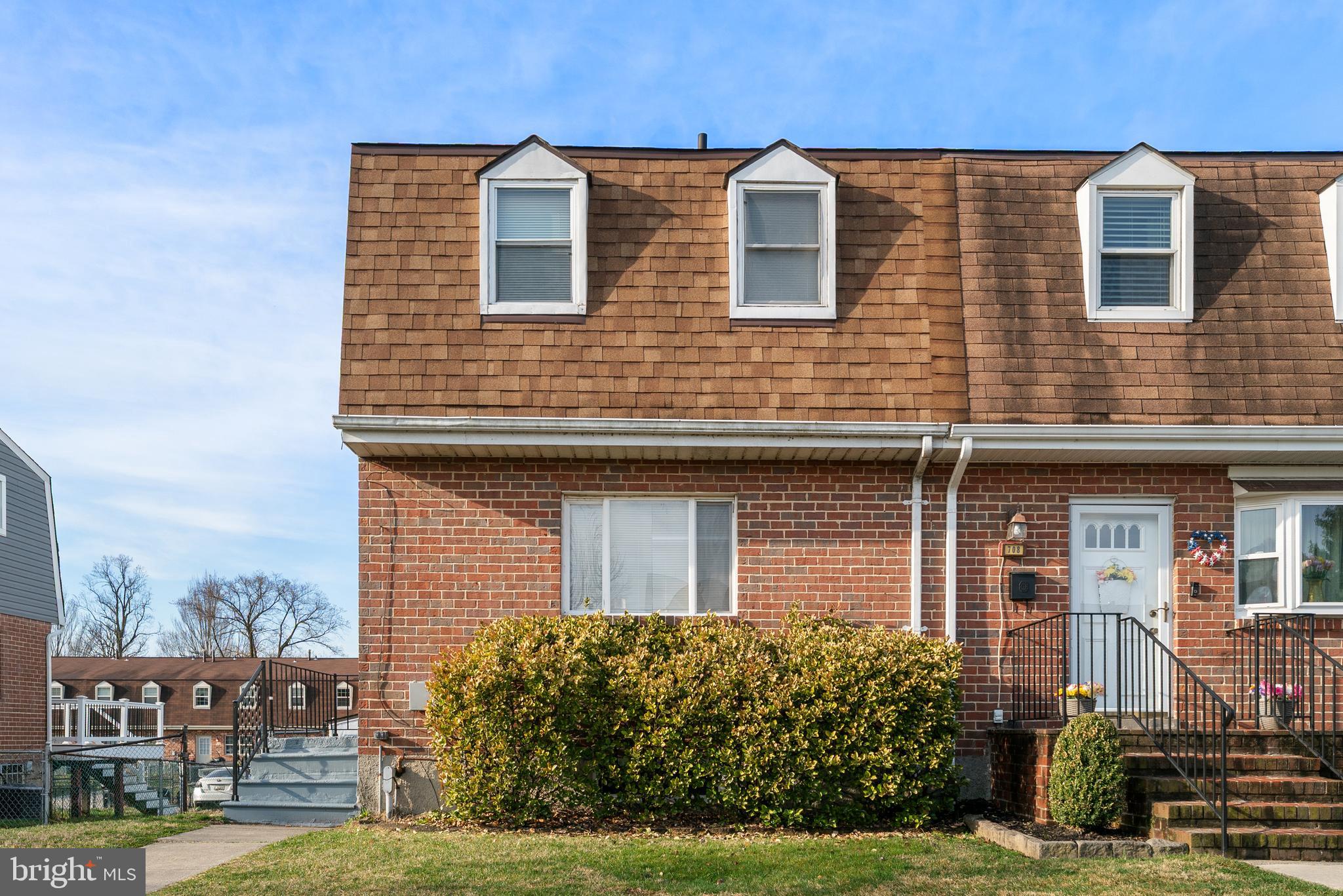 MIDDLE RIVER - Residential