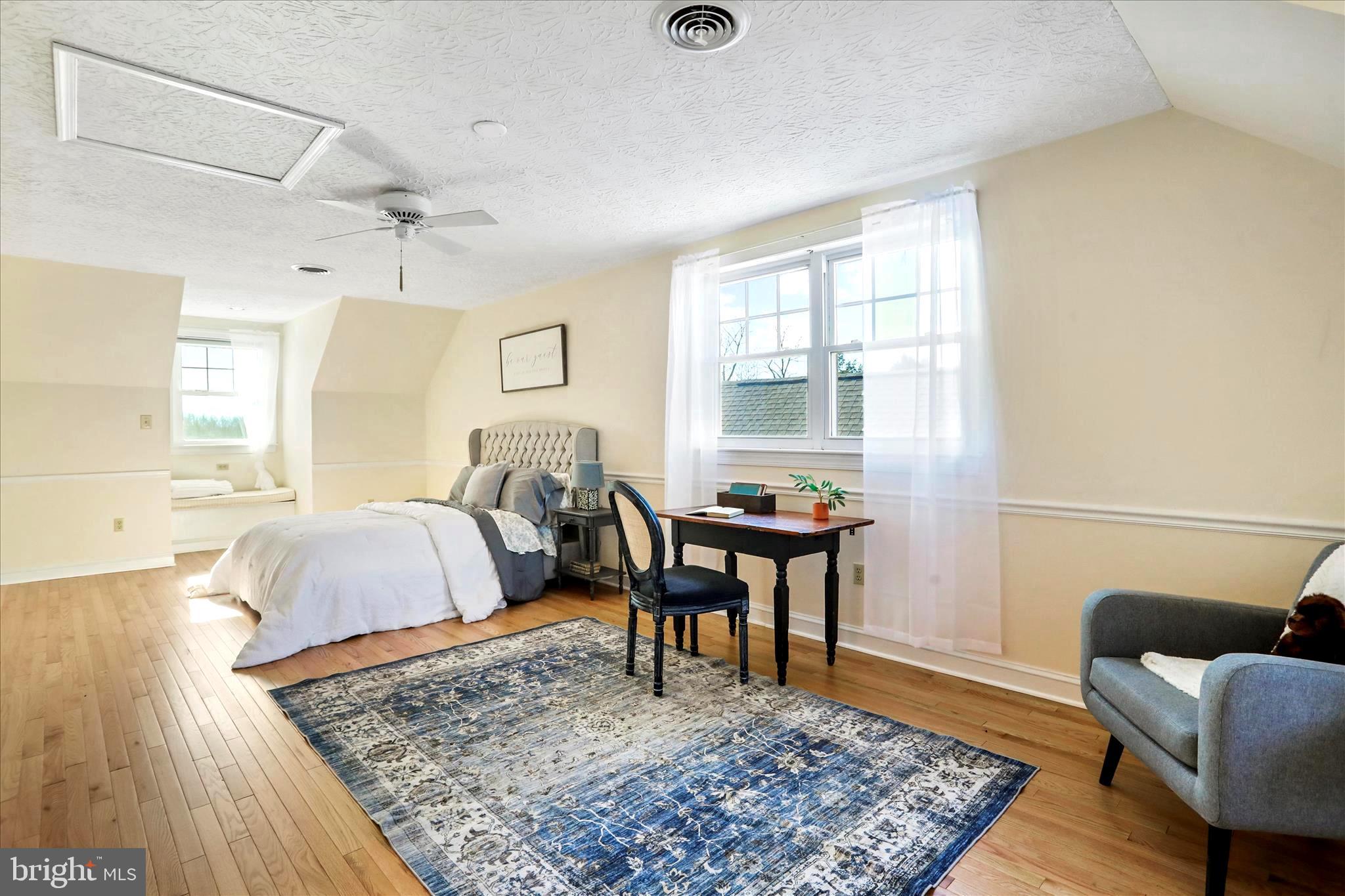 HOPE MILLS ACRES - Residential