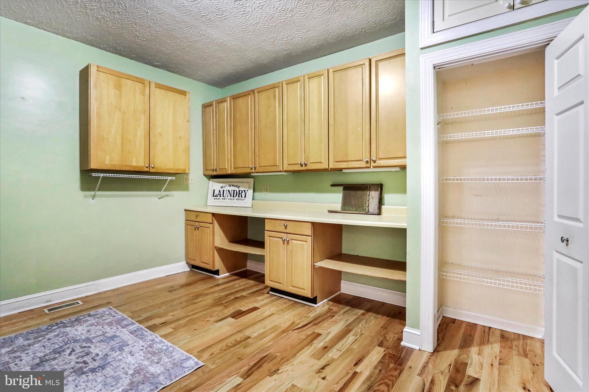 HOPE MILLS ACRES - Residential