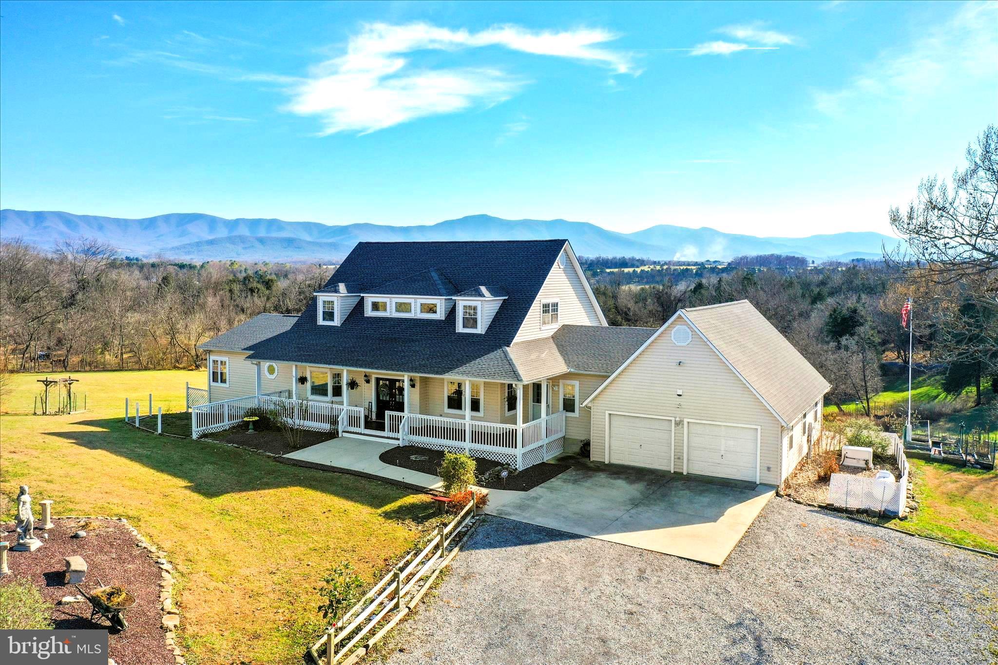 HOPE MILLS ACRES - Residential