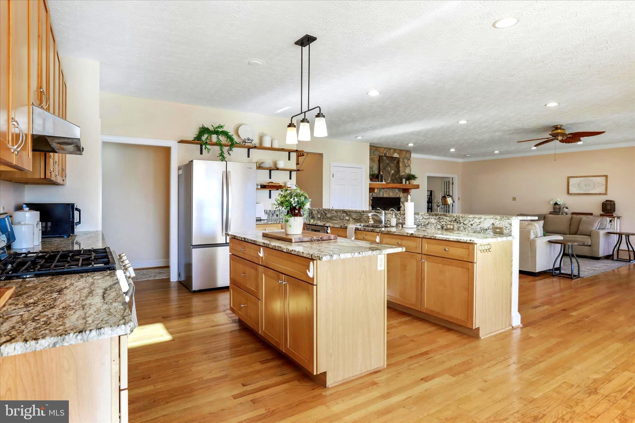 HOPE MILLS ACRES - Residential