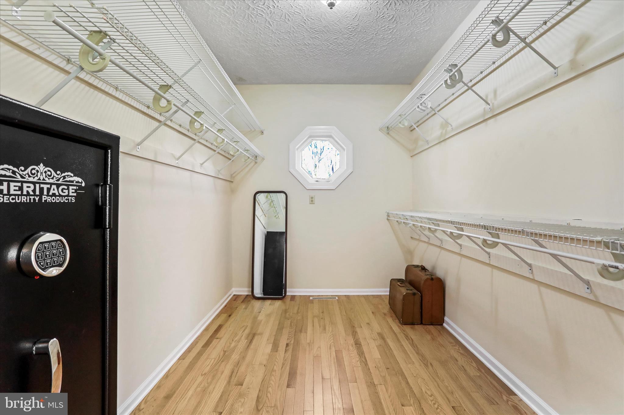 HOPE MILLS ACRES - Residential