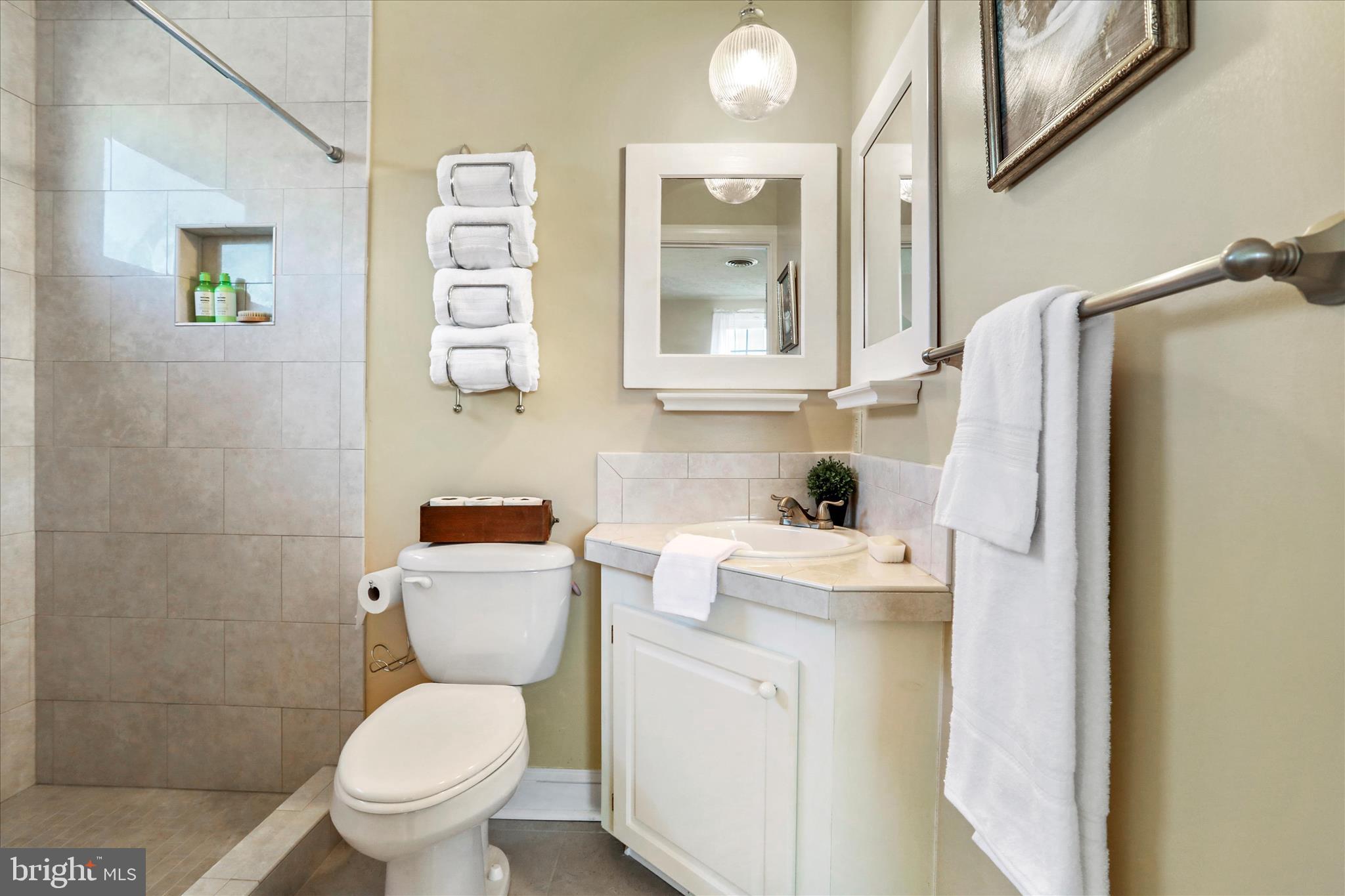 HOPE MILLS ACRES - Residential