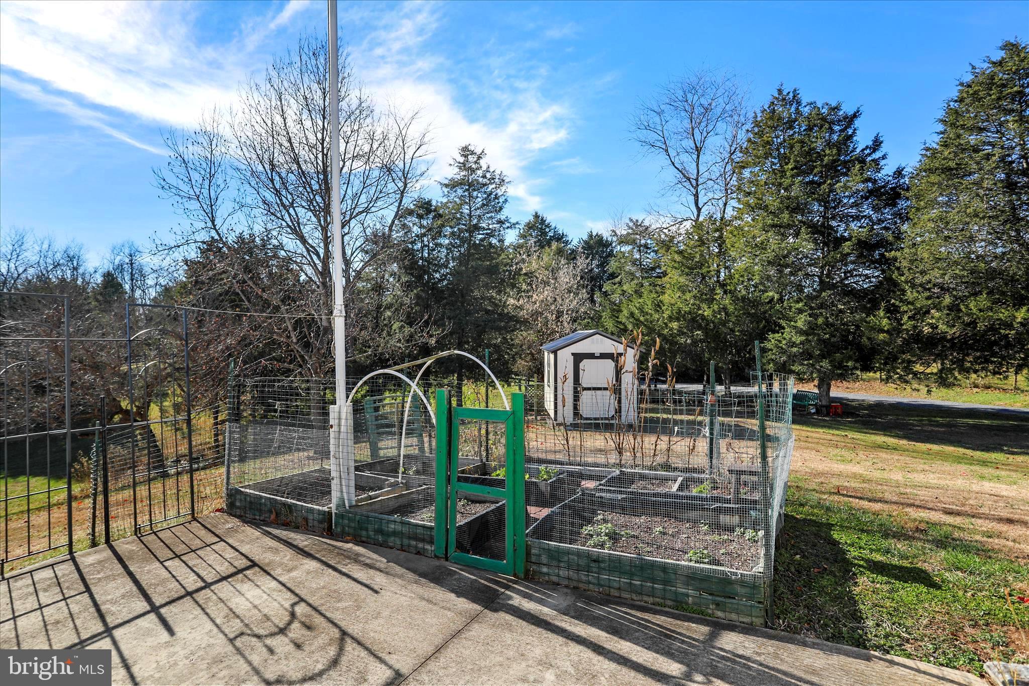 HOPE MILLS ACRES - Residential