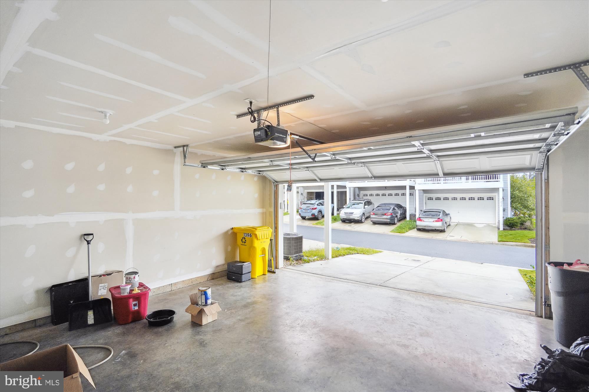 HANOVER - Residential Lease