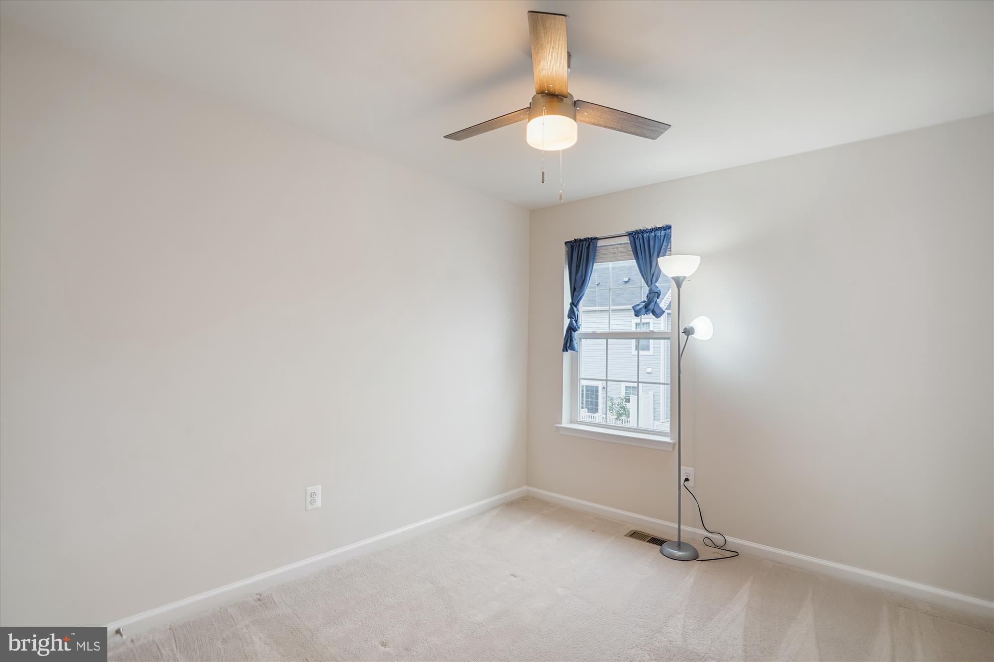 HANOVER - Residential Lease