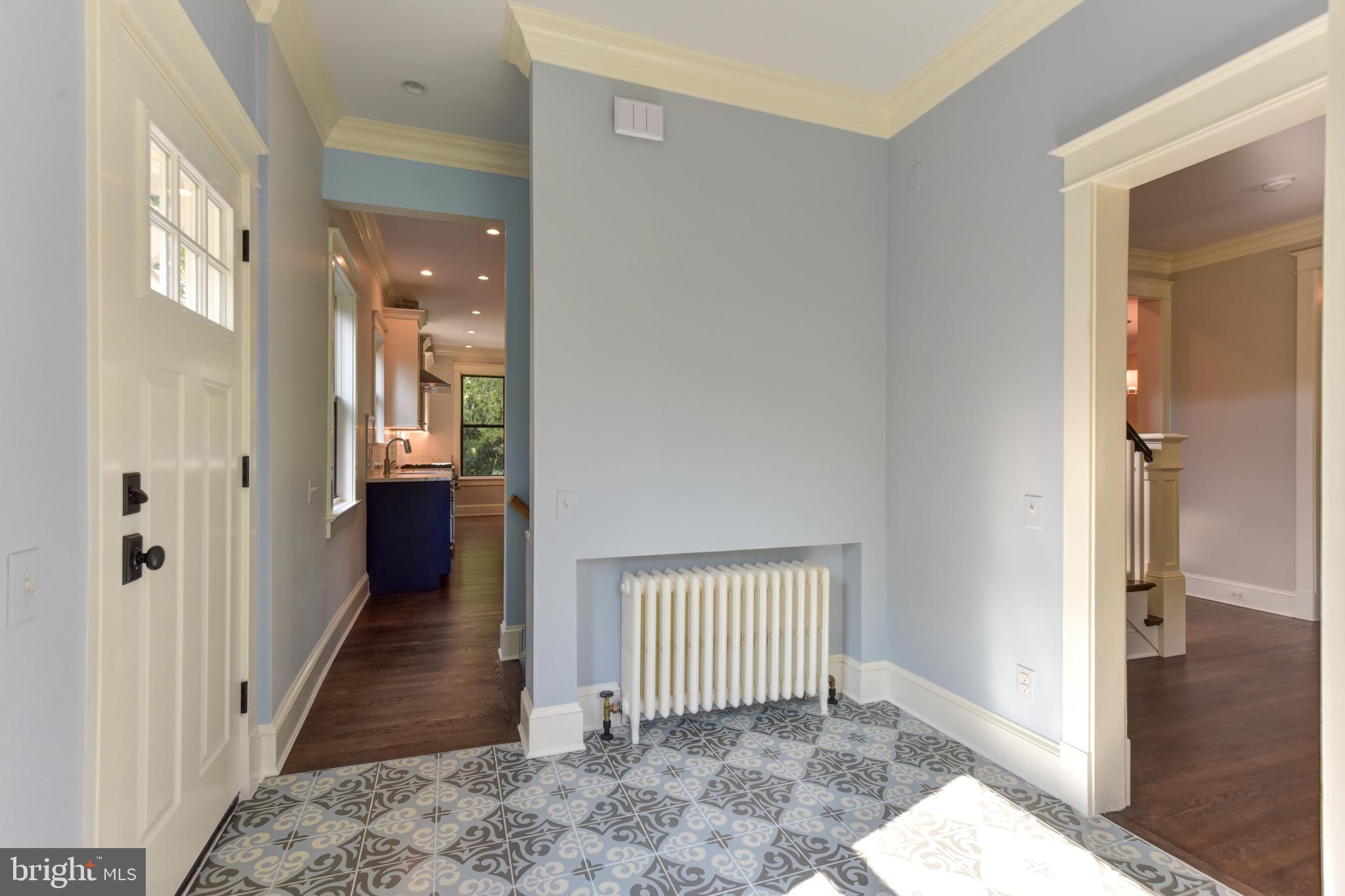 ROSEMONT - Residential Lease