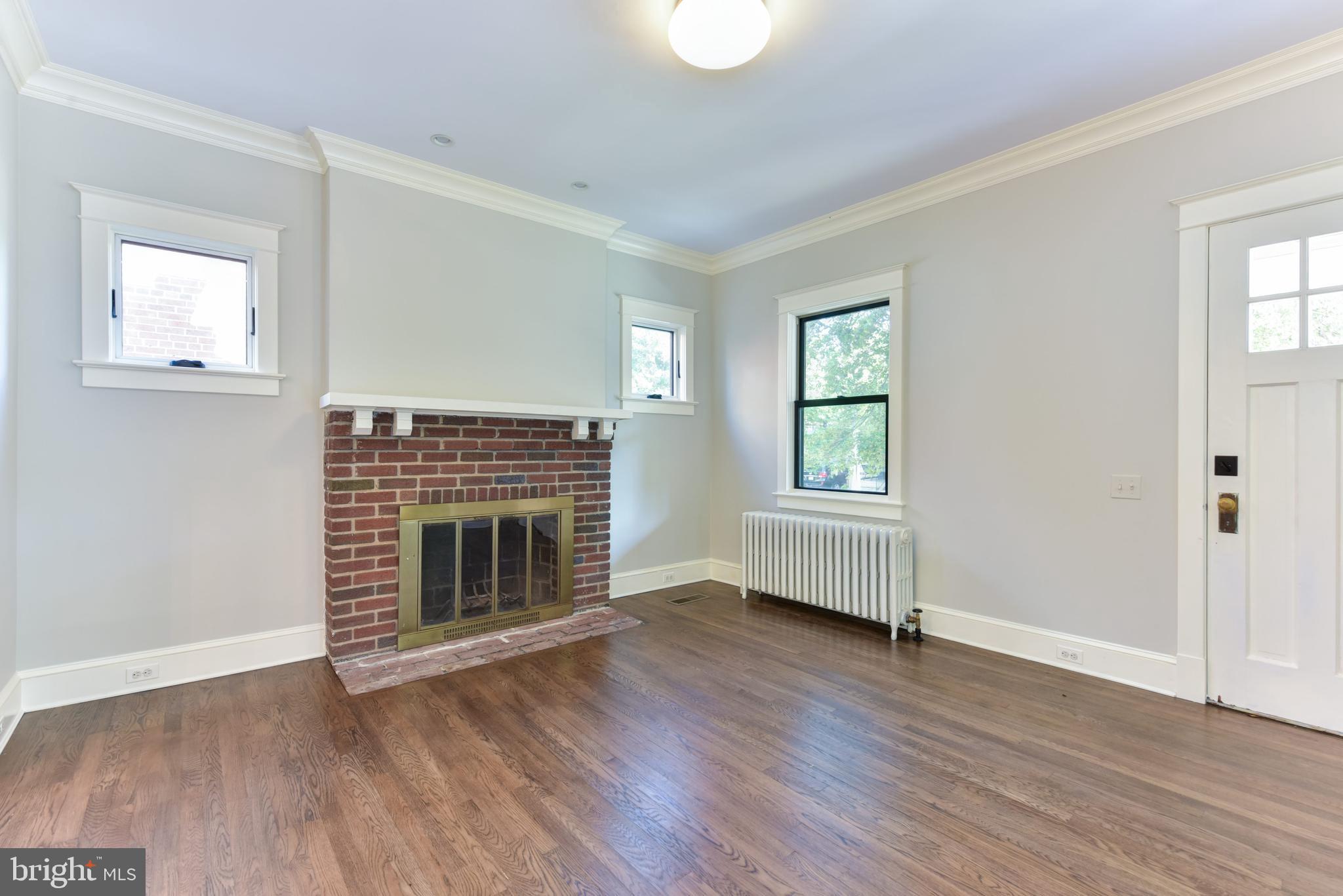 ROSEMONT - Residential Lease