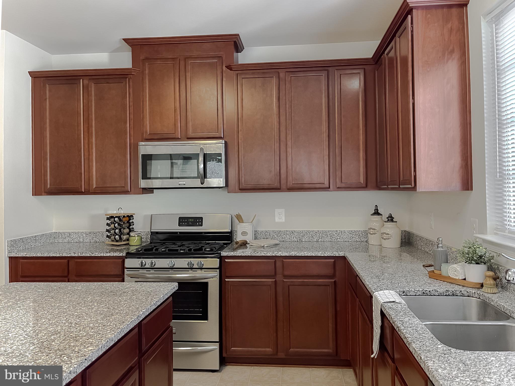 MAGNOLIA PARK AT WILDEWOOD - Residential