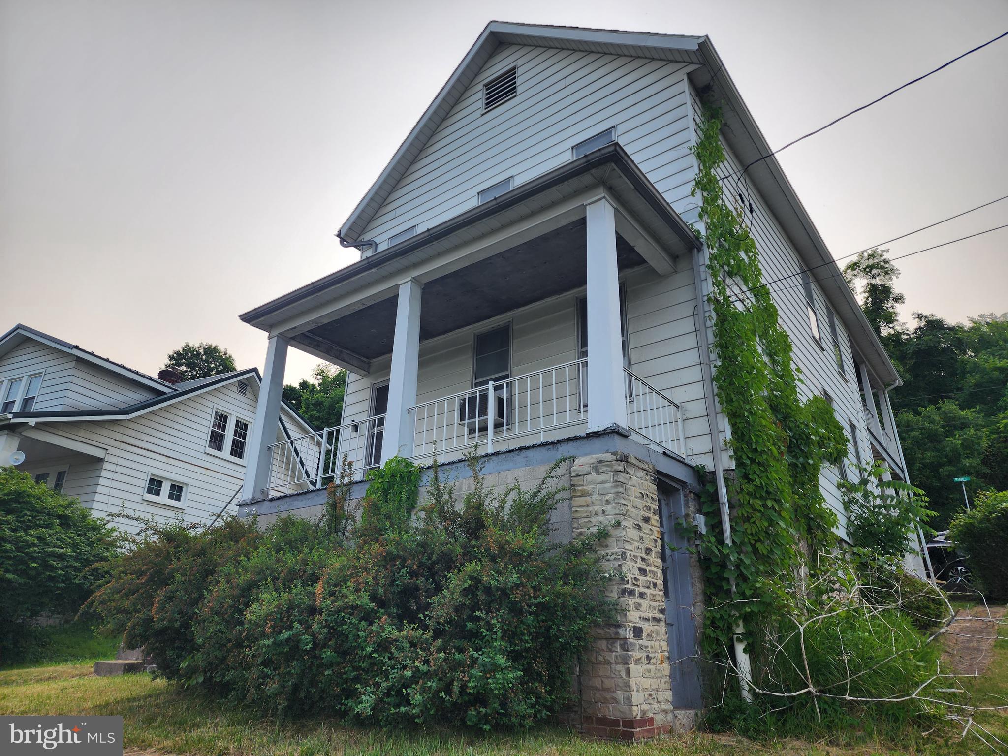 ROSE HILL - Residential