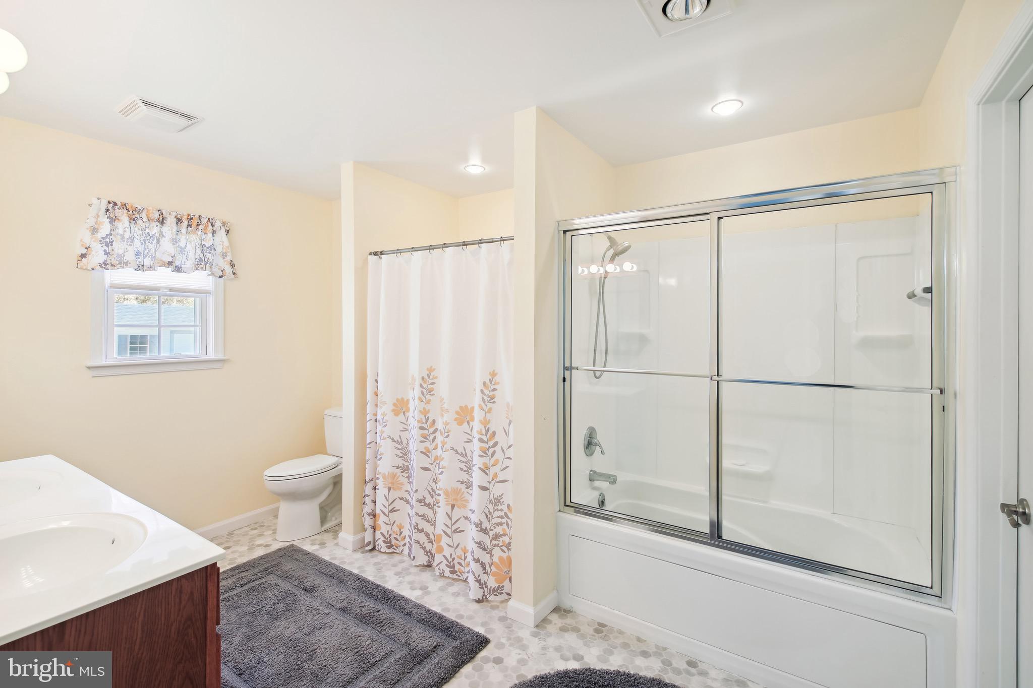 HIDDEN ACRES - Residential