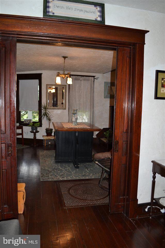 OLD BOYDS BEAR - Residential