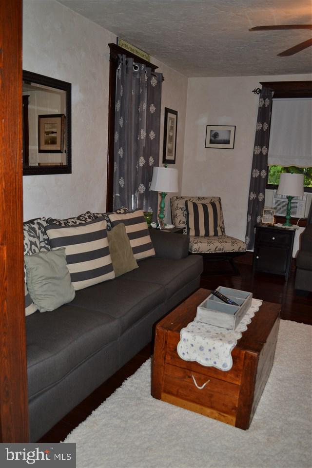 OLD BOYDS BEAR - Residential