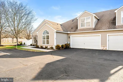 64 Traditions Way, Lawrenceville, NJ 08648 - MLS#: NJME2073994