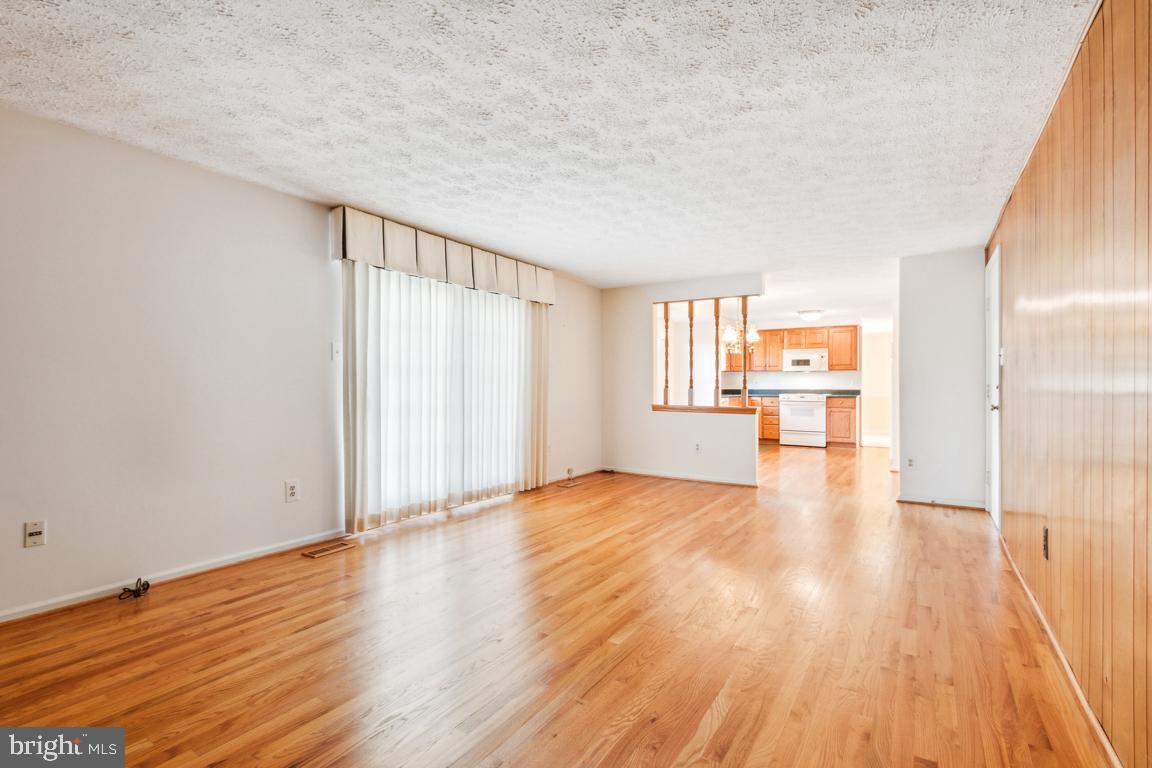 SUMMERDAY - Residential