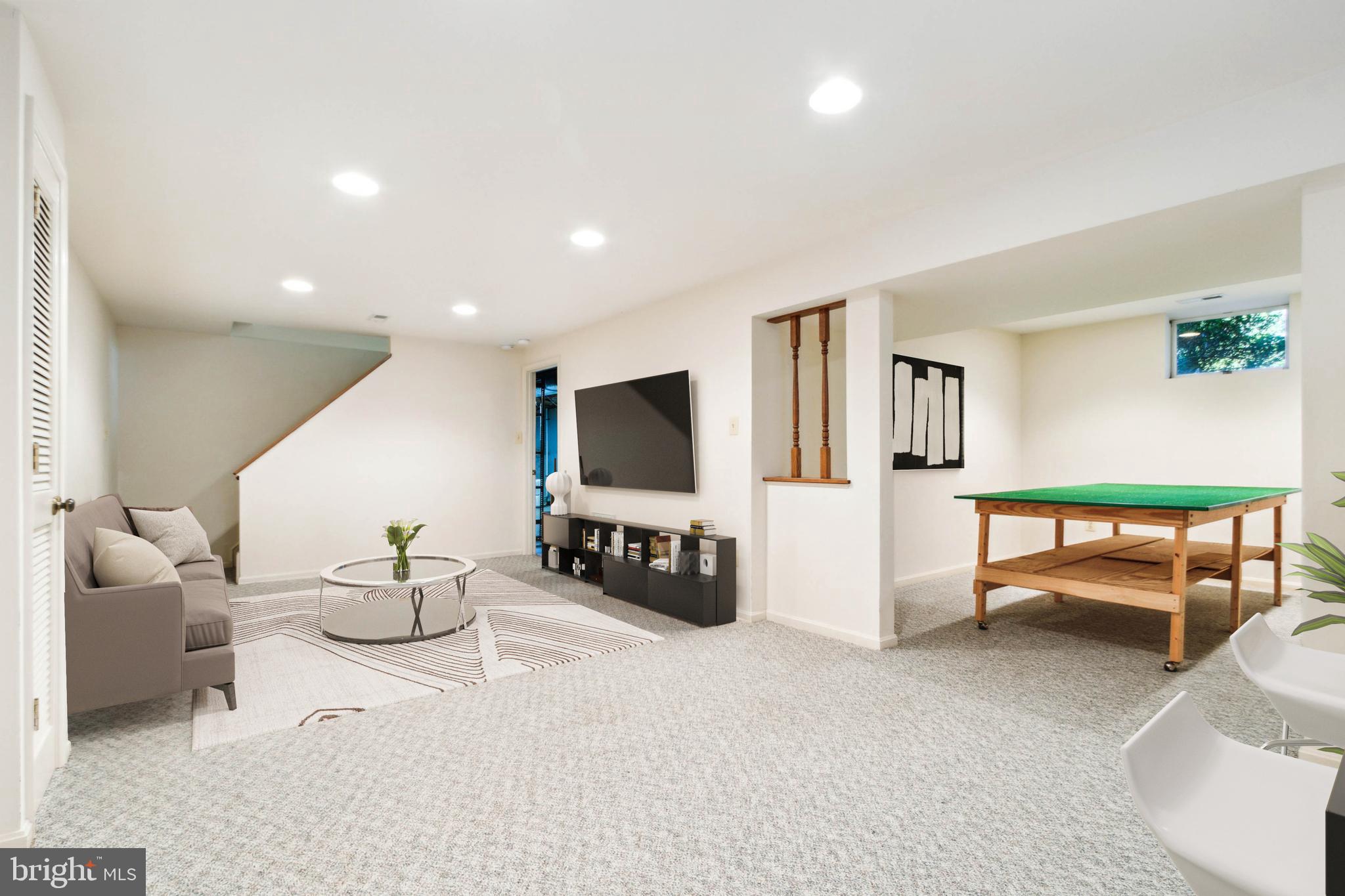 SUMMERDAY - Residential