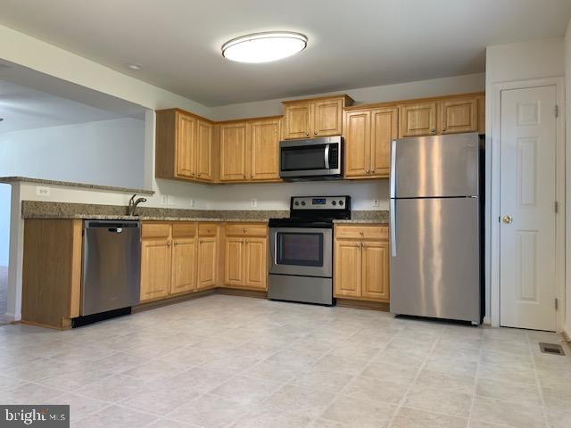 LIBERTY PLACE - Residential Lease