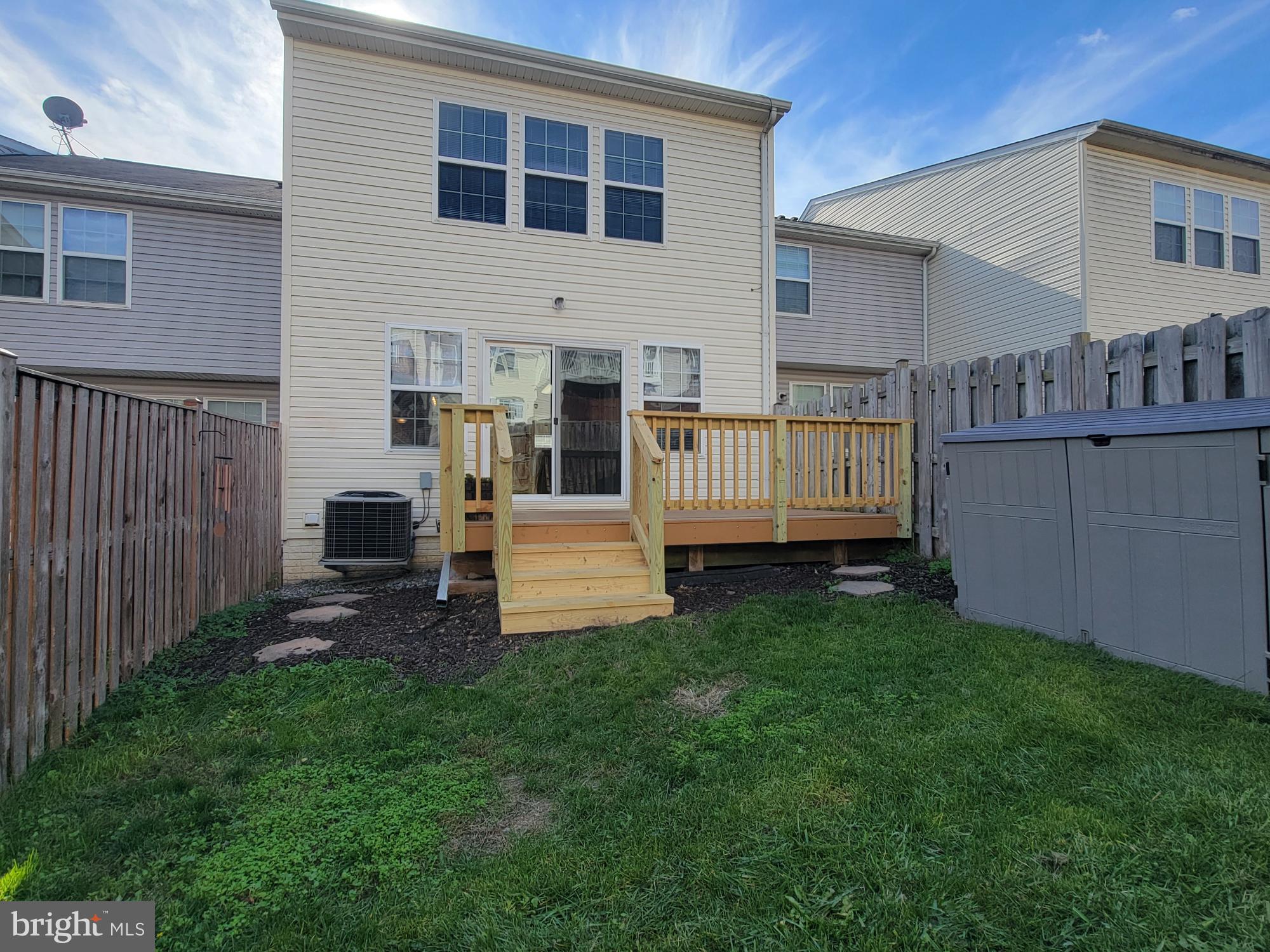 BROOKLAND MANOR - Residential Lease