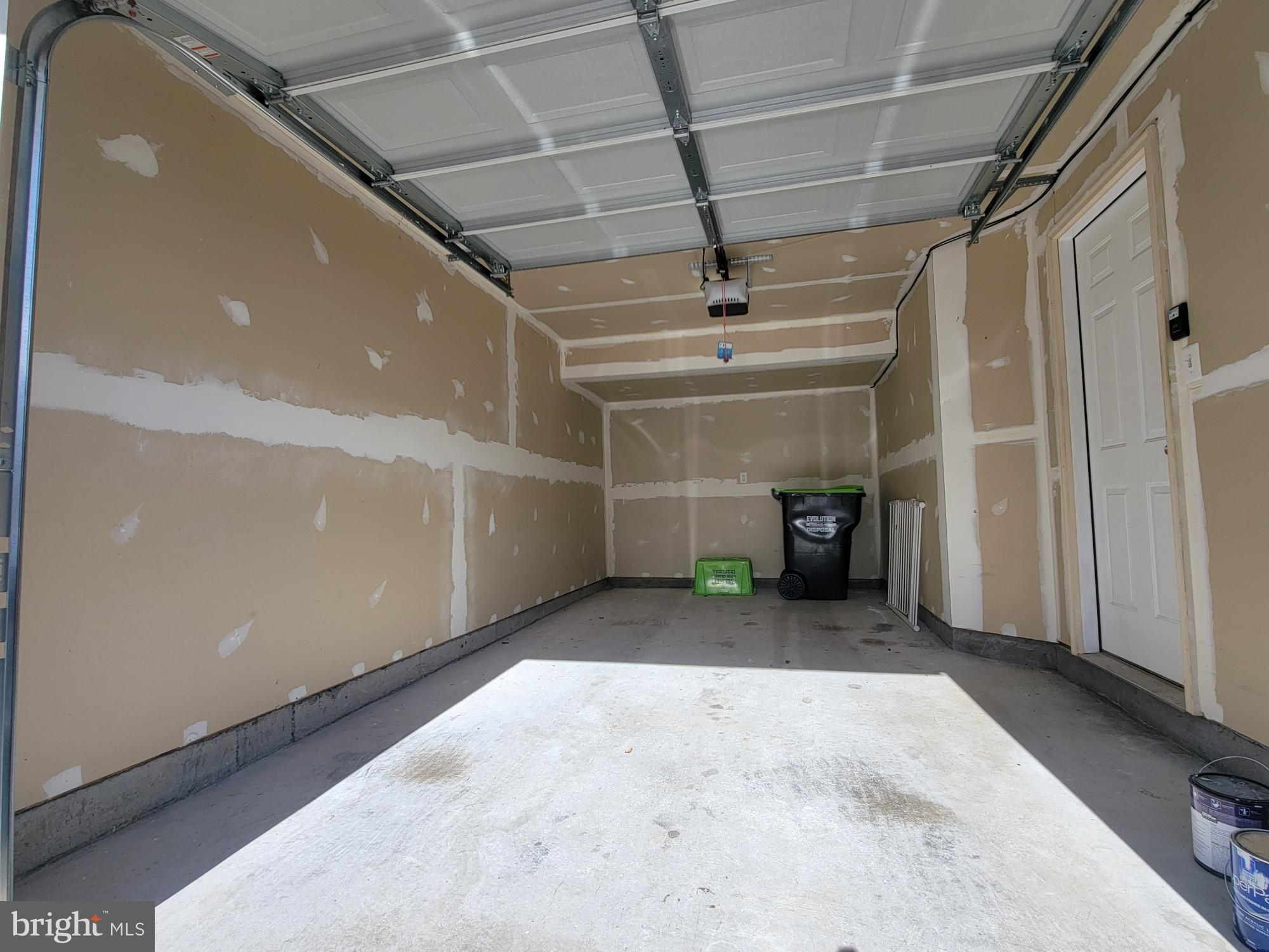 BROOKLAND MANOR - Residential Lease