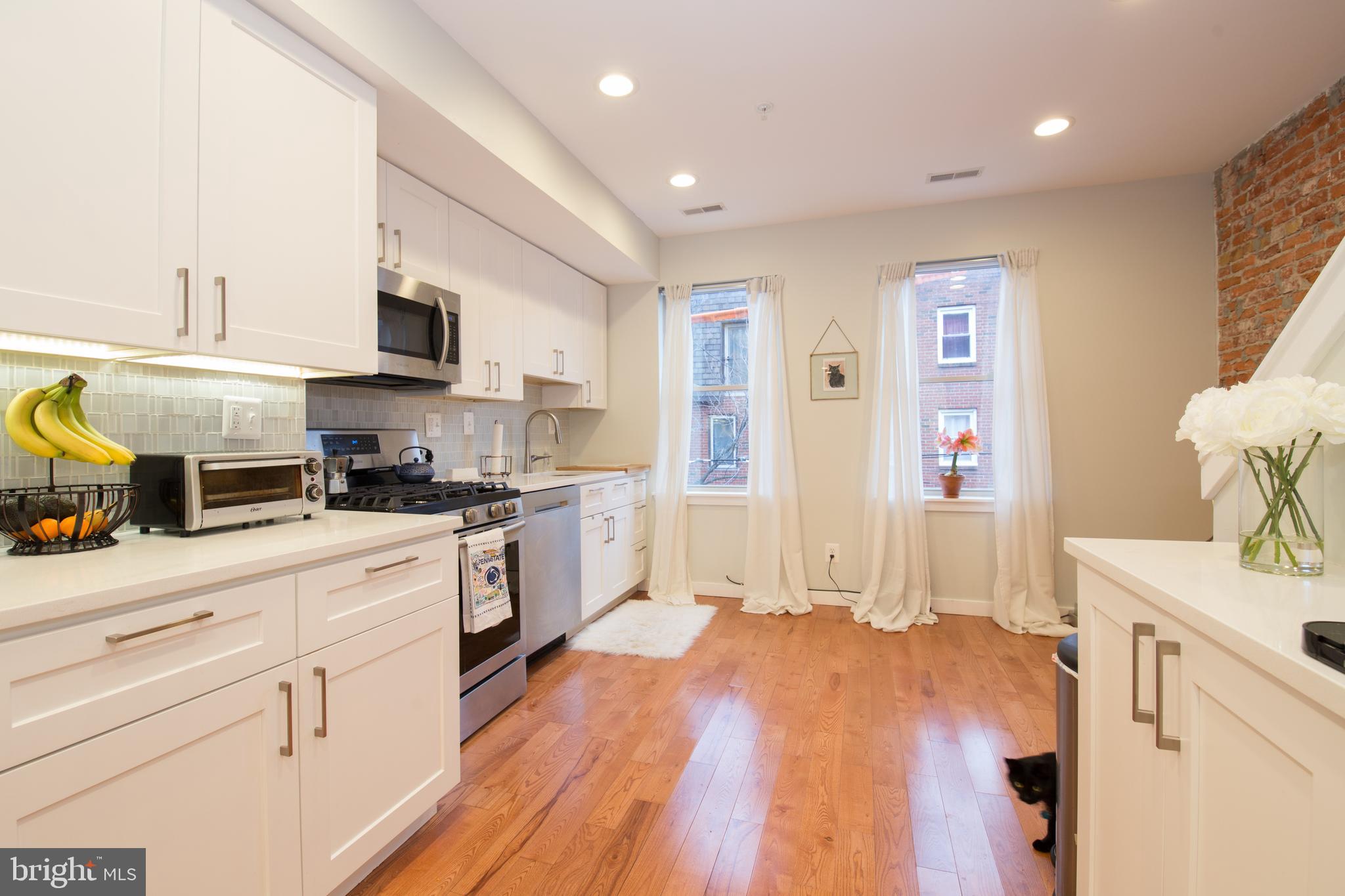FAIRMOUNT - Residential Income