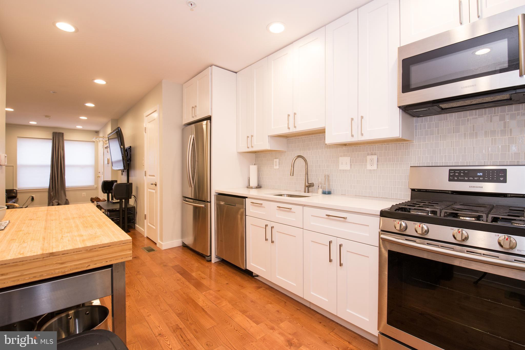 FAIRMOUNT - Residential Income