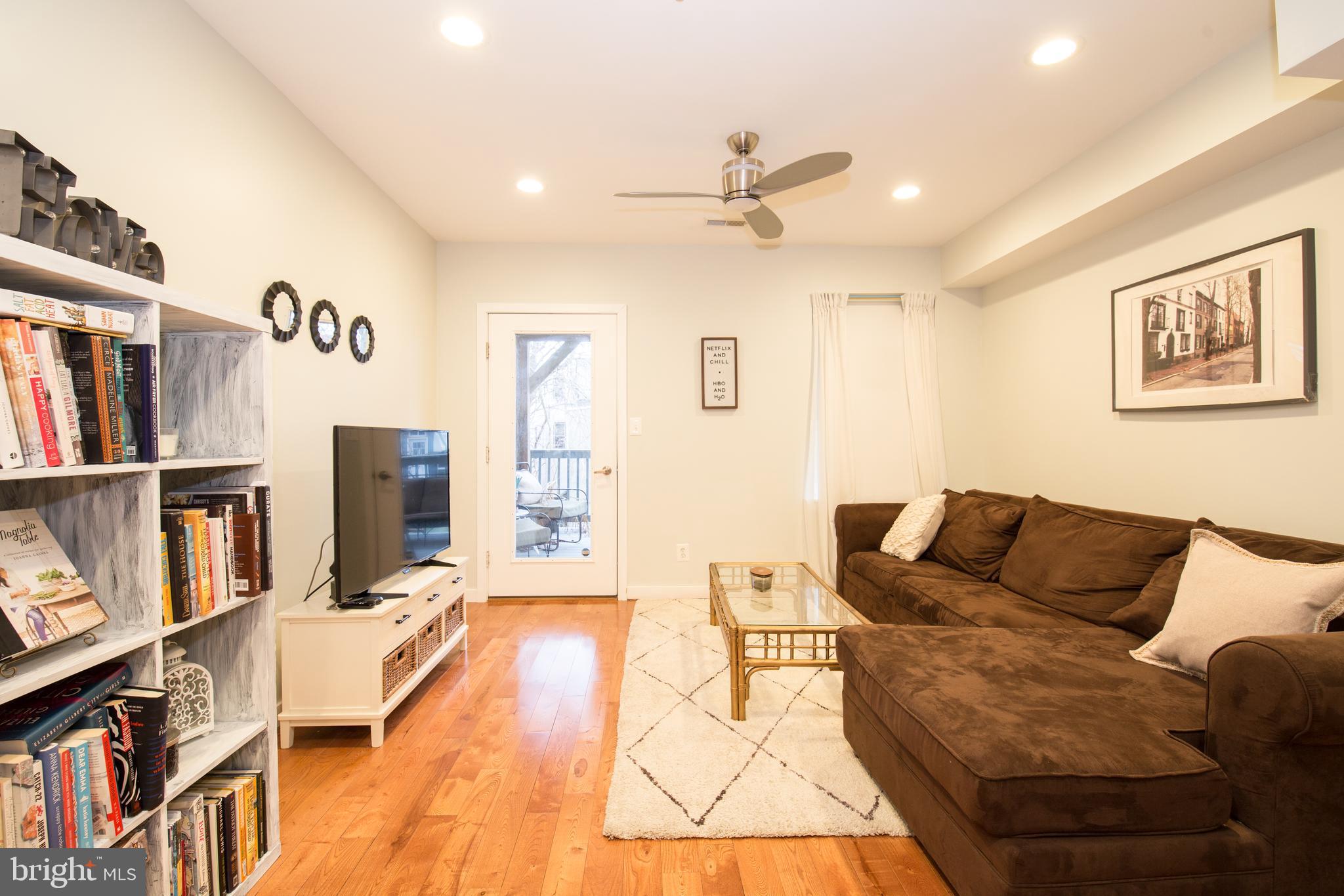 FAIRMOUNT - Residential Income