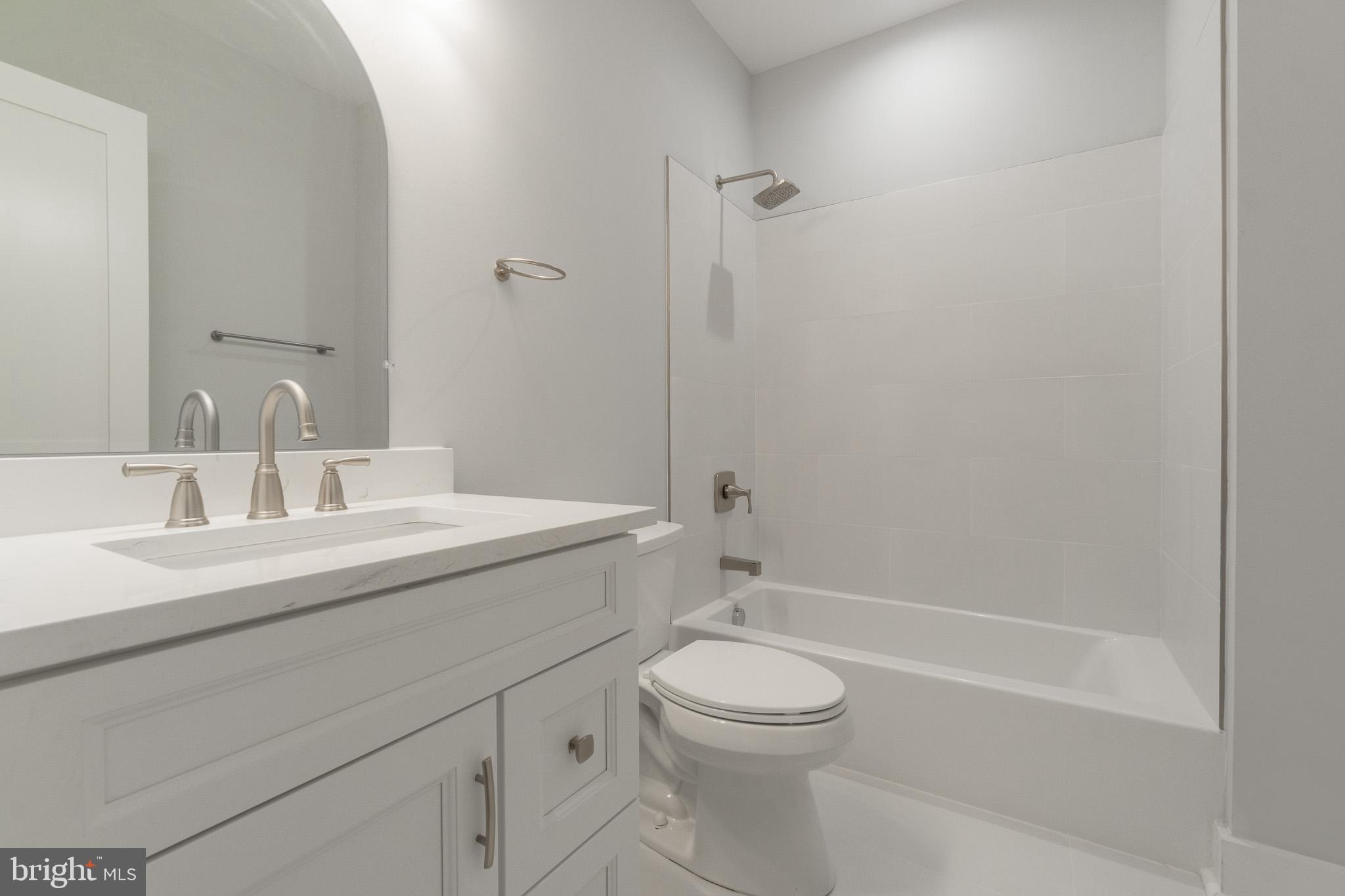 WINDSOR ESTATES - Residential