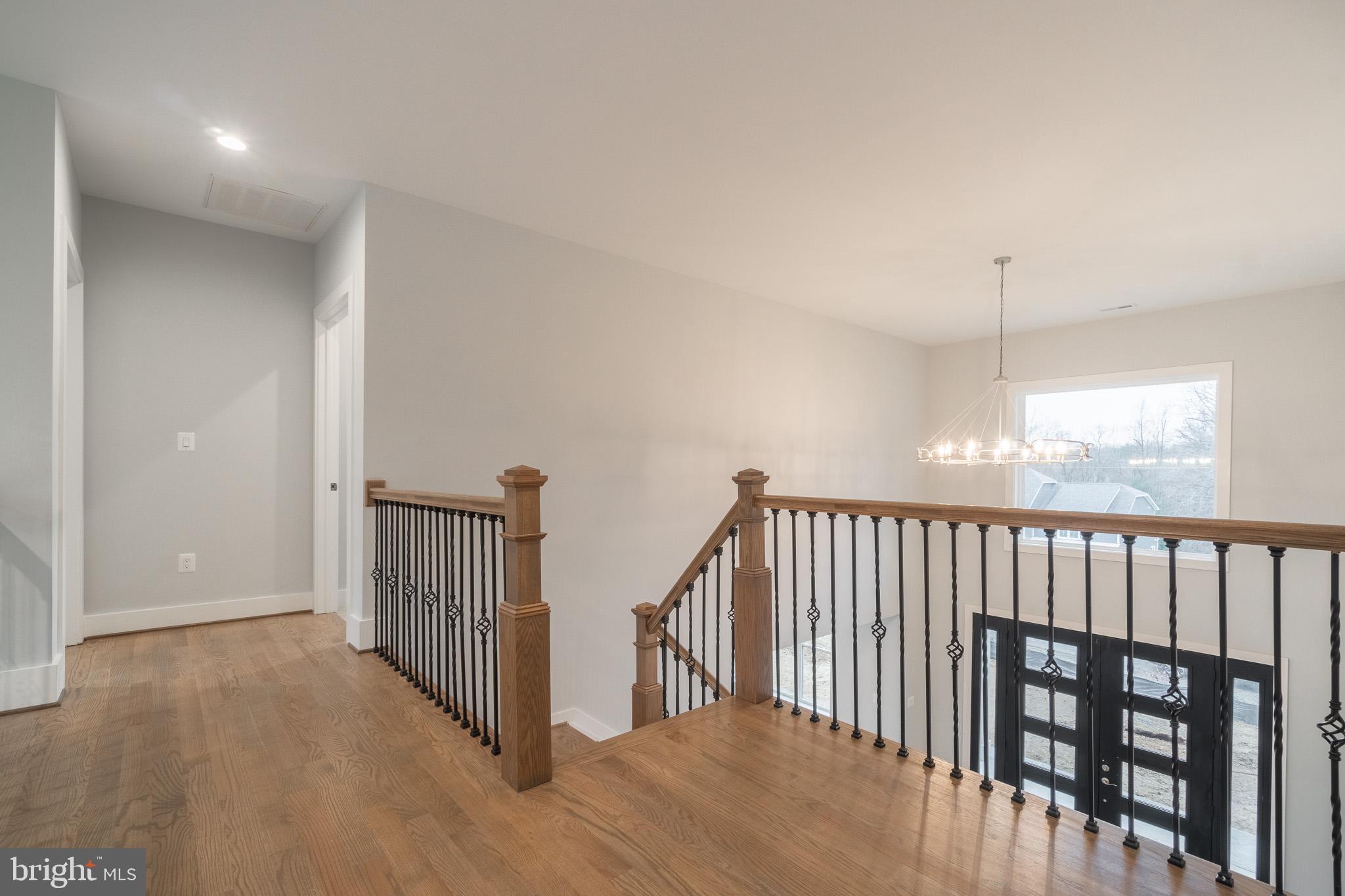 WINDSOR ESTATES - Residential