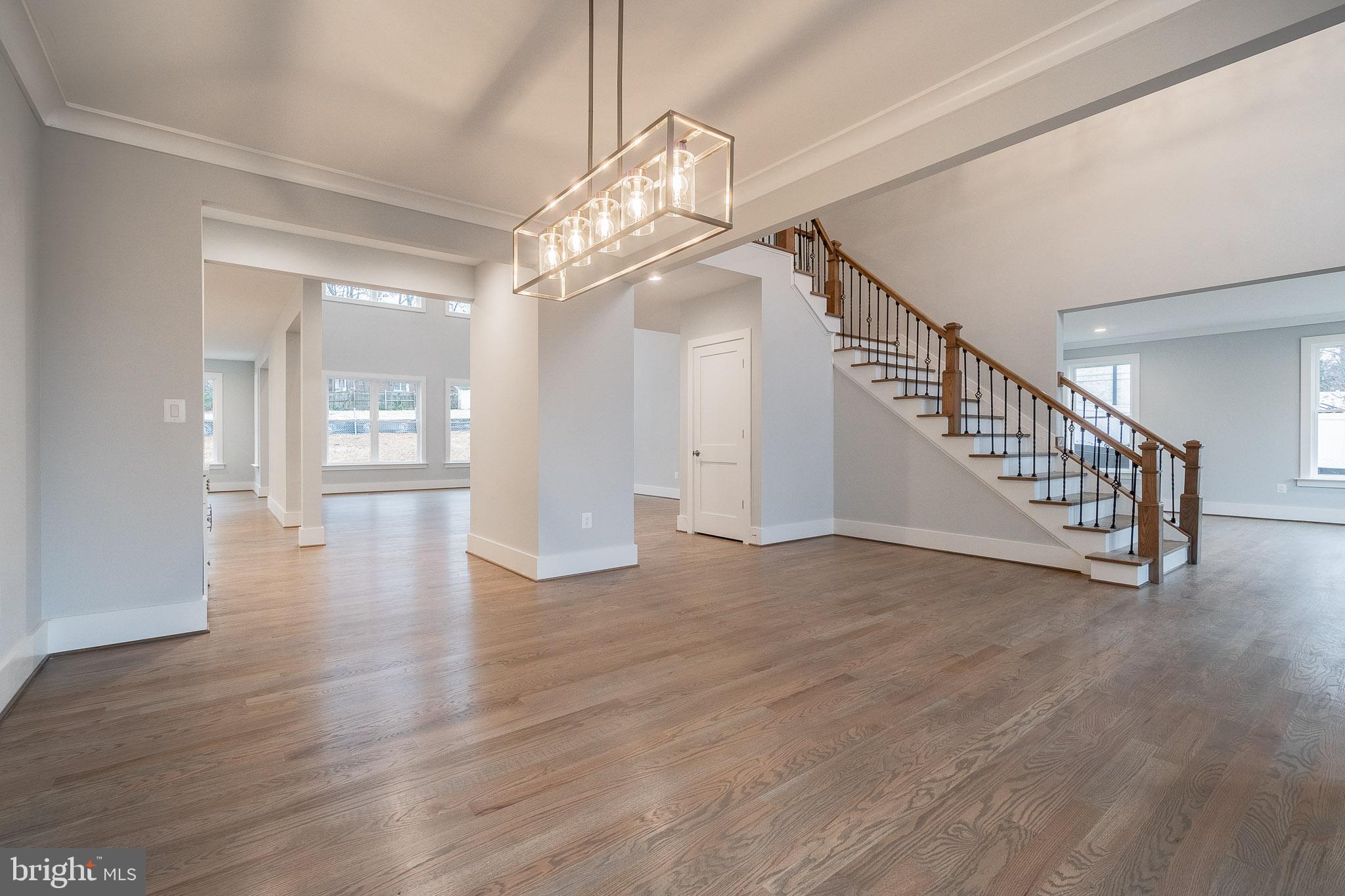 WINDSOR ESTATES - Residential