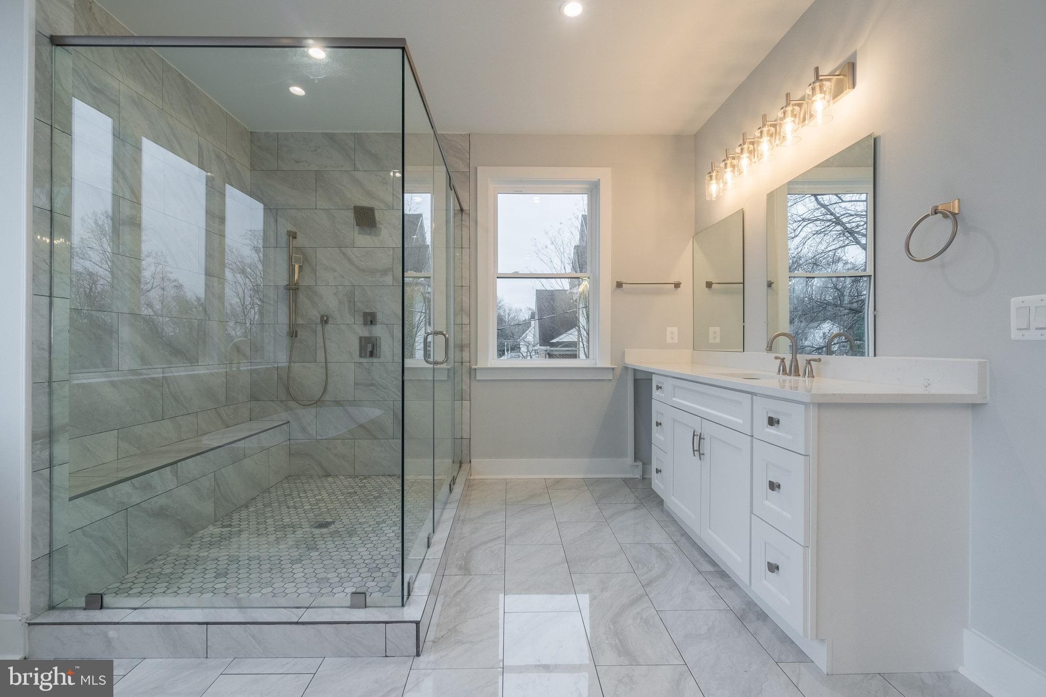 WINDSOR ESTATES - Residential