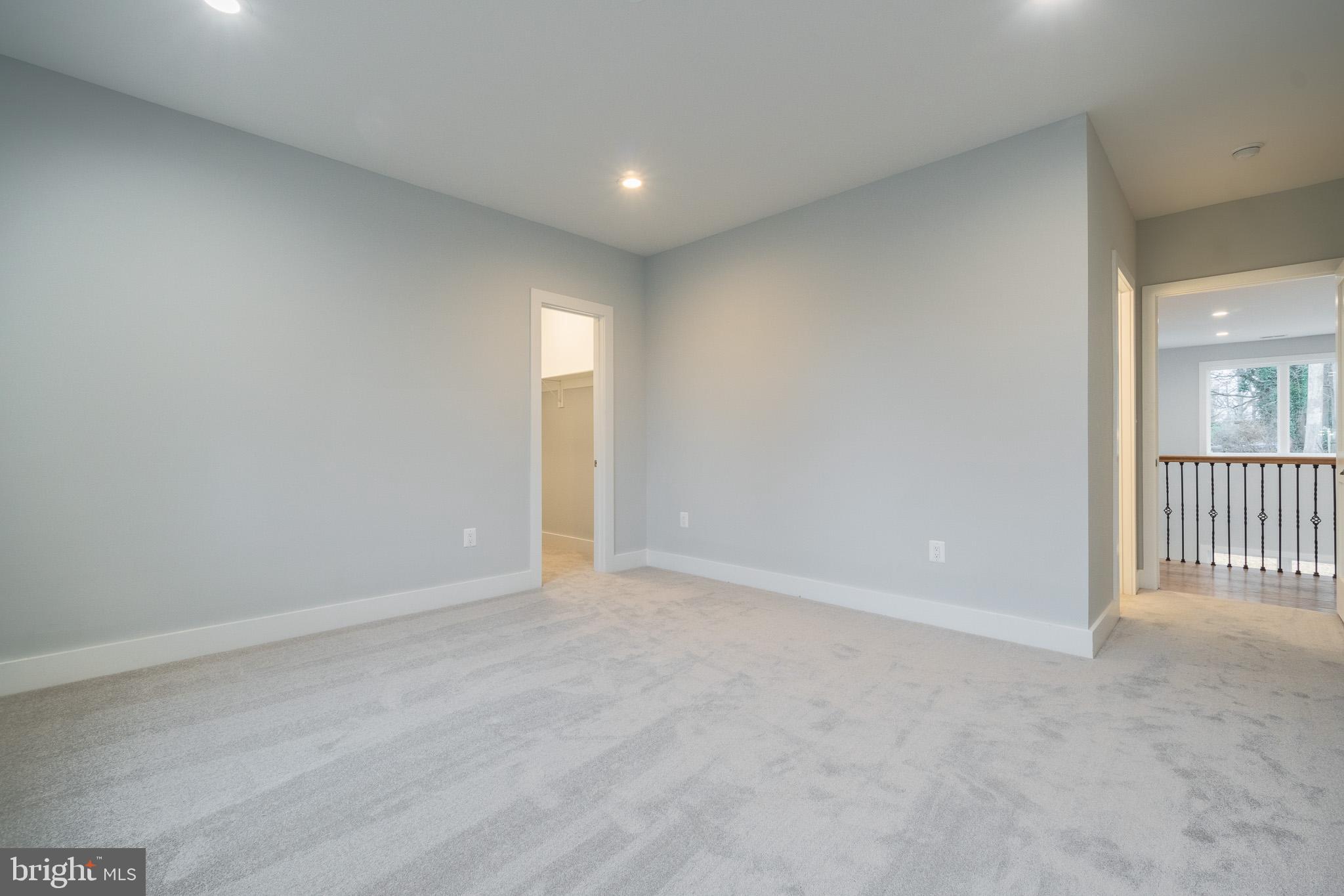 WINDSOR ESTATES - Residential