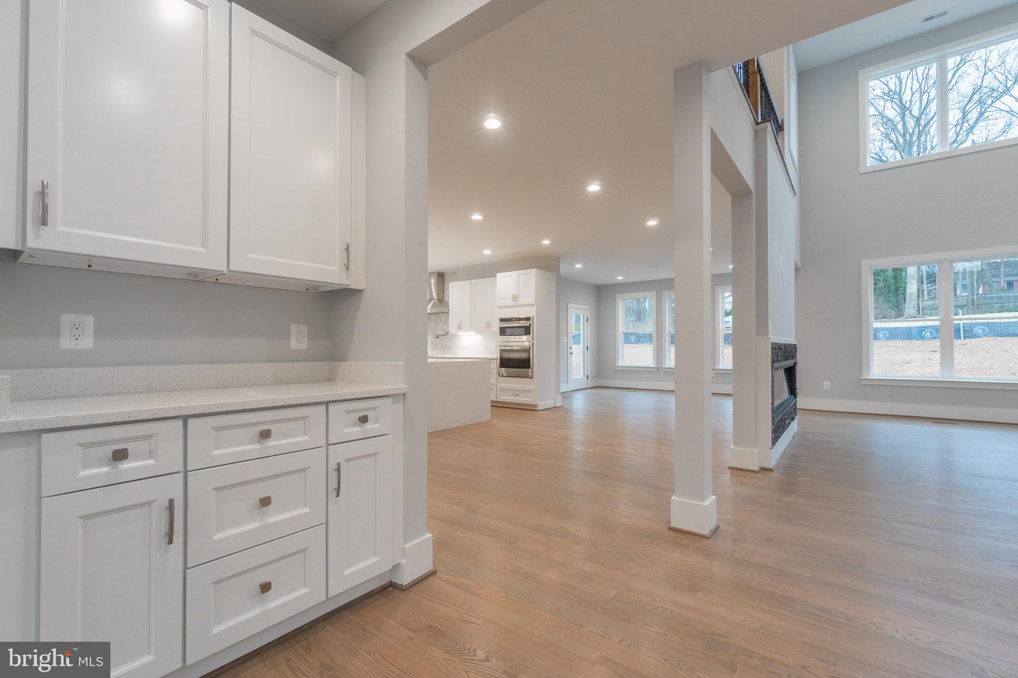 WINDSOR ESTATES - Residential