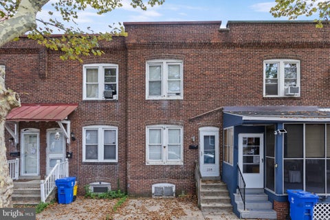 Townhouse For Sale - 208 5th Avenue<br/> ROEBLING, NJ 08554