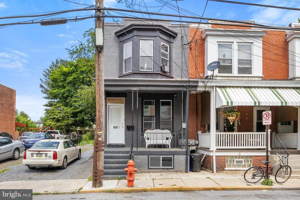 Photo of 429 - 1/2 W Vine Street, Lancaster, PA 17603 (MLS # PALA2055132)