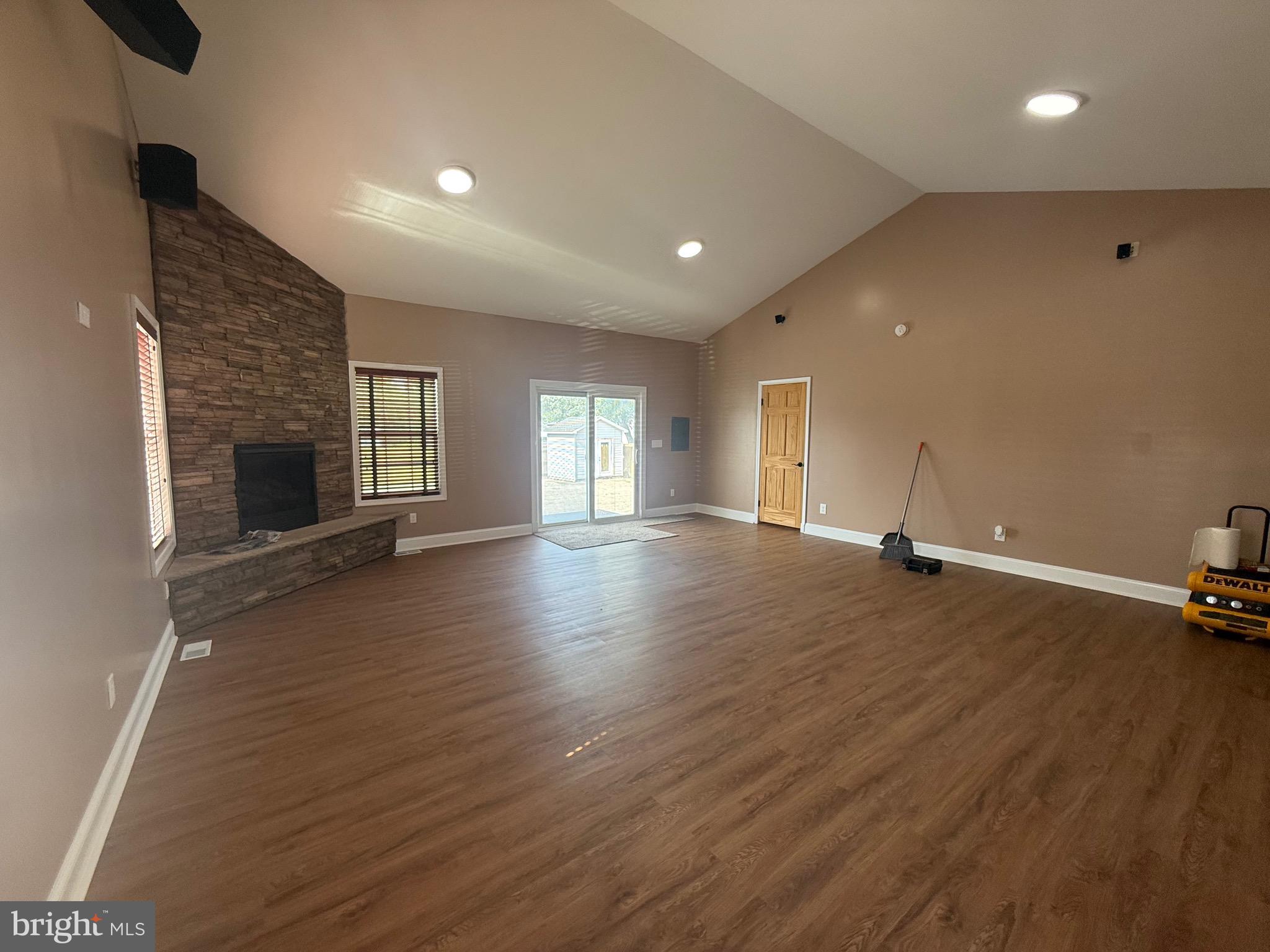 WILCHER PARK - Residential
