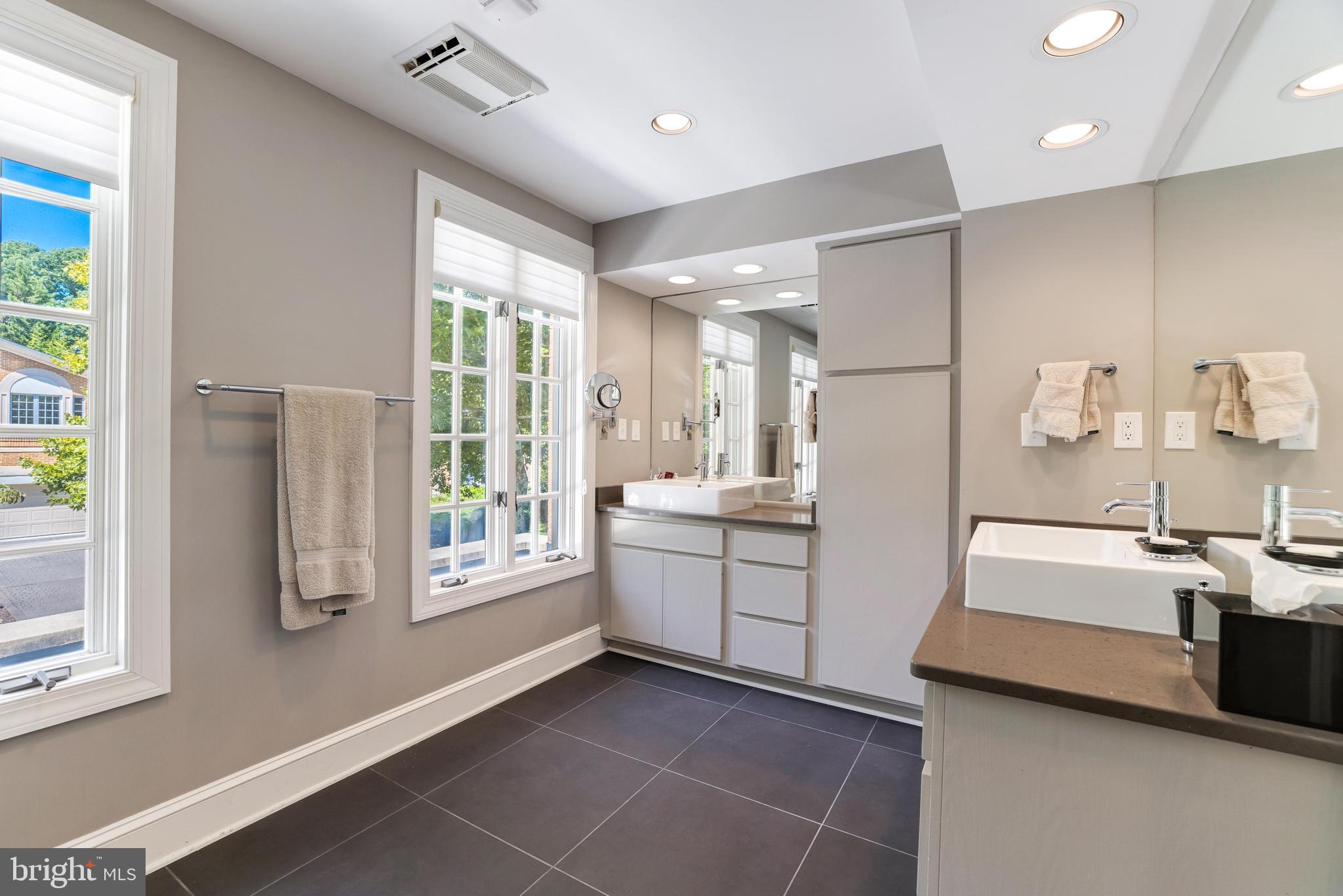 AVENEL - Residential