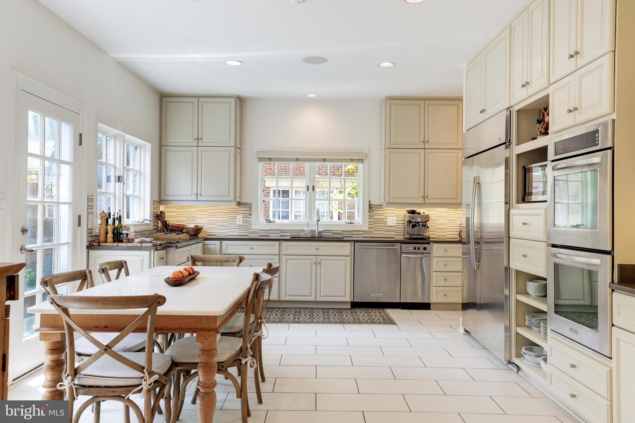 AVENEL - Residential