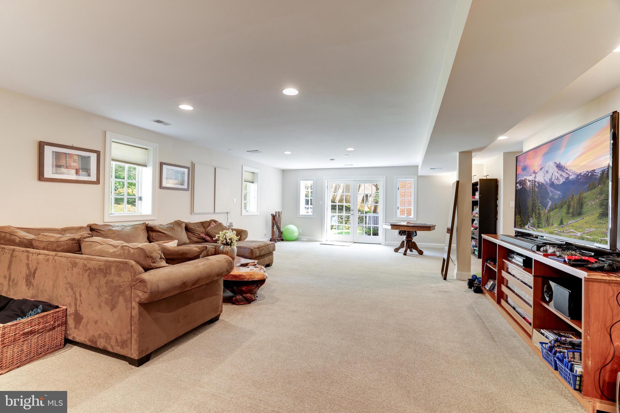 AVENEL - Residential