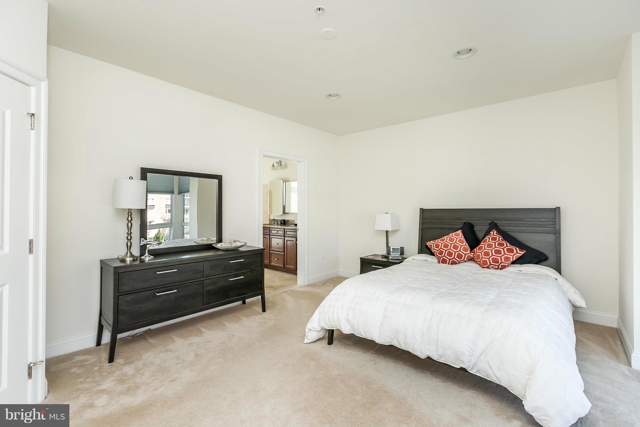 HARBORVIEW - Residential Lease