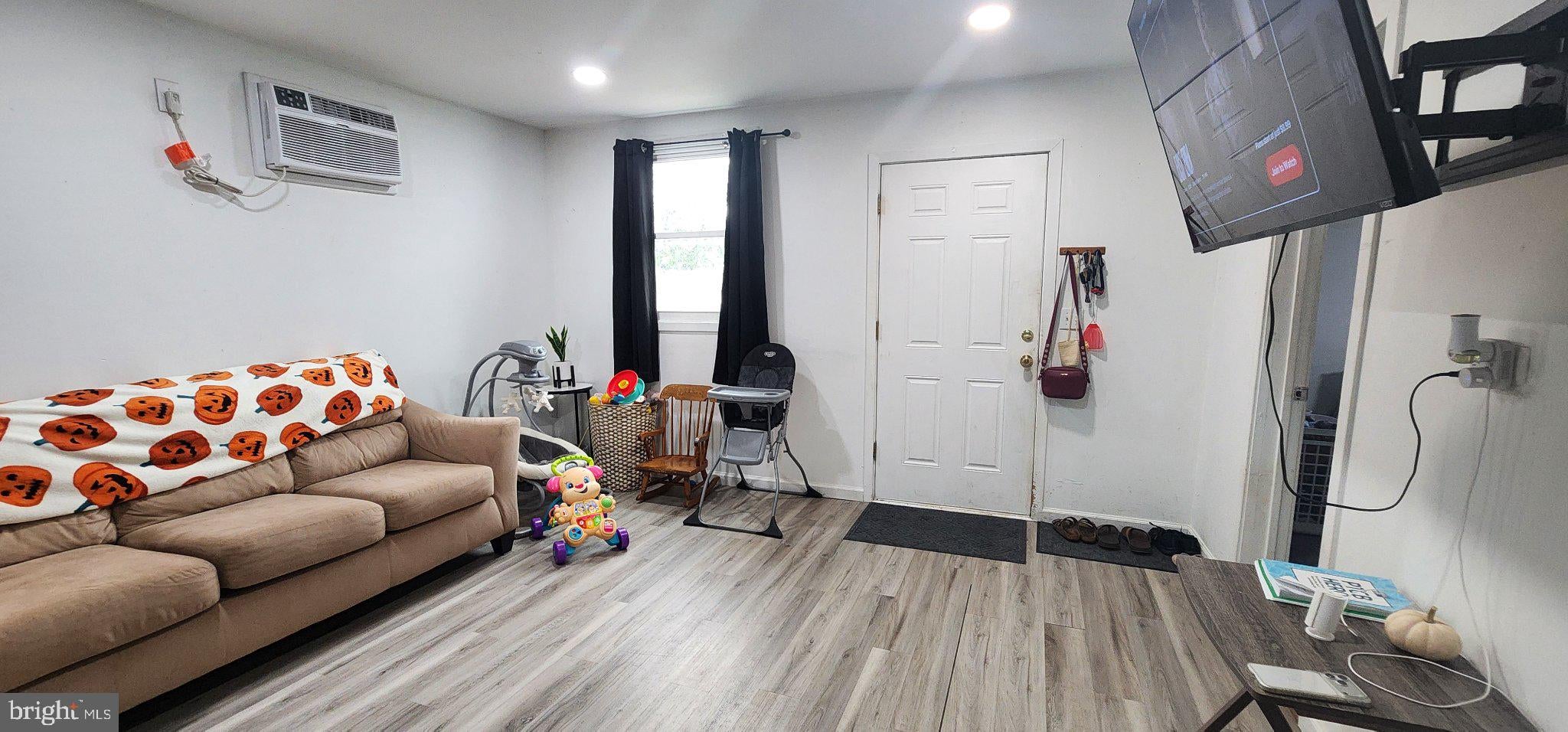 533 GAY STREET
