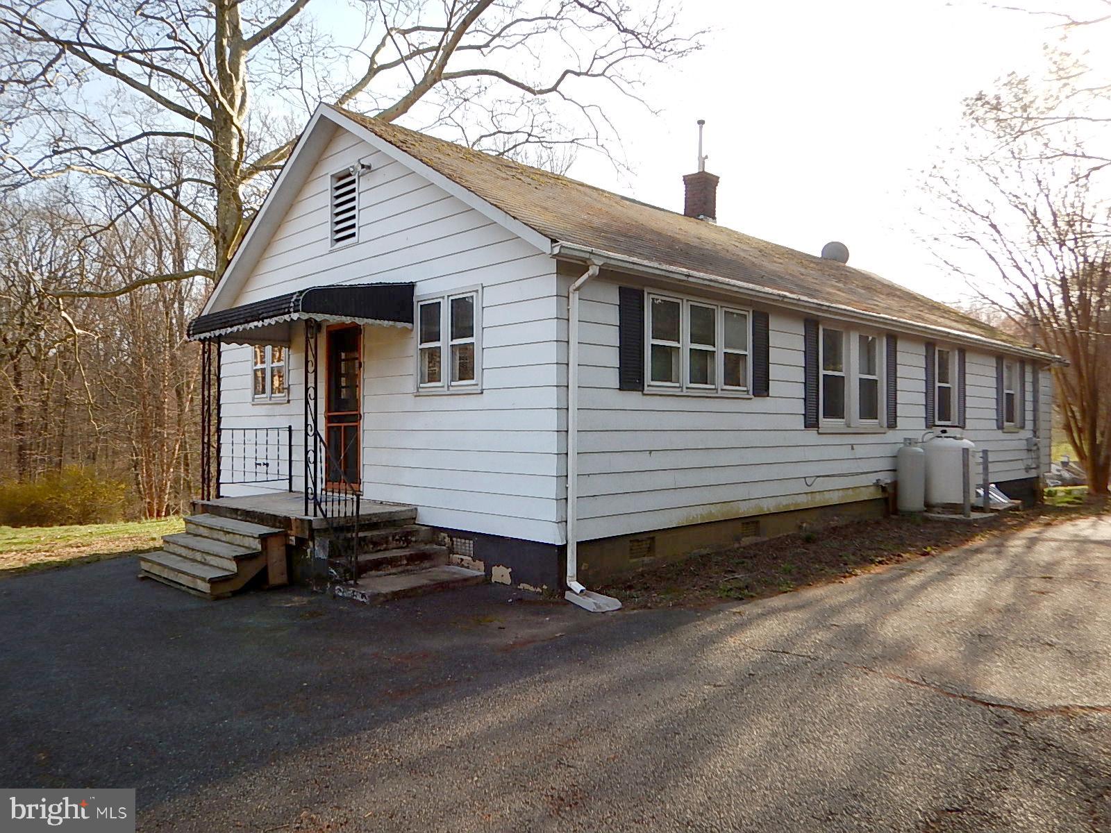 KINGSVILLE - Residential